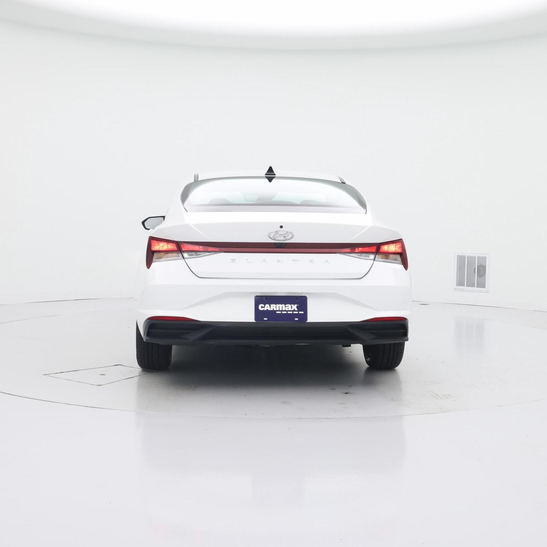 Thumbnail: 2023 Hyundai Elantra - 6