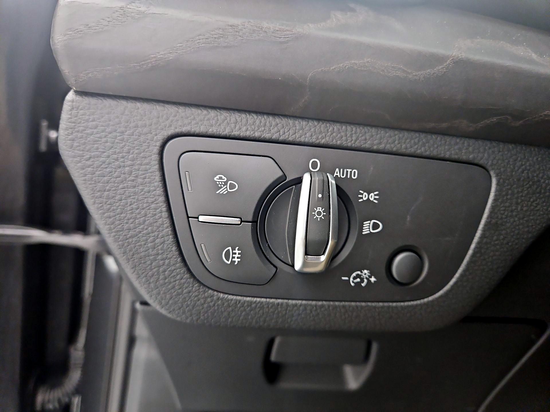 Thumbnail: 2020 Audi Q5 - 13