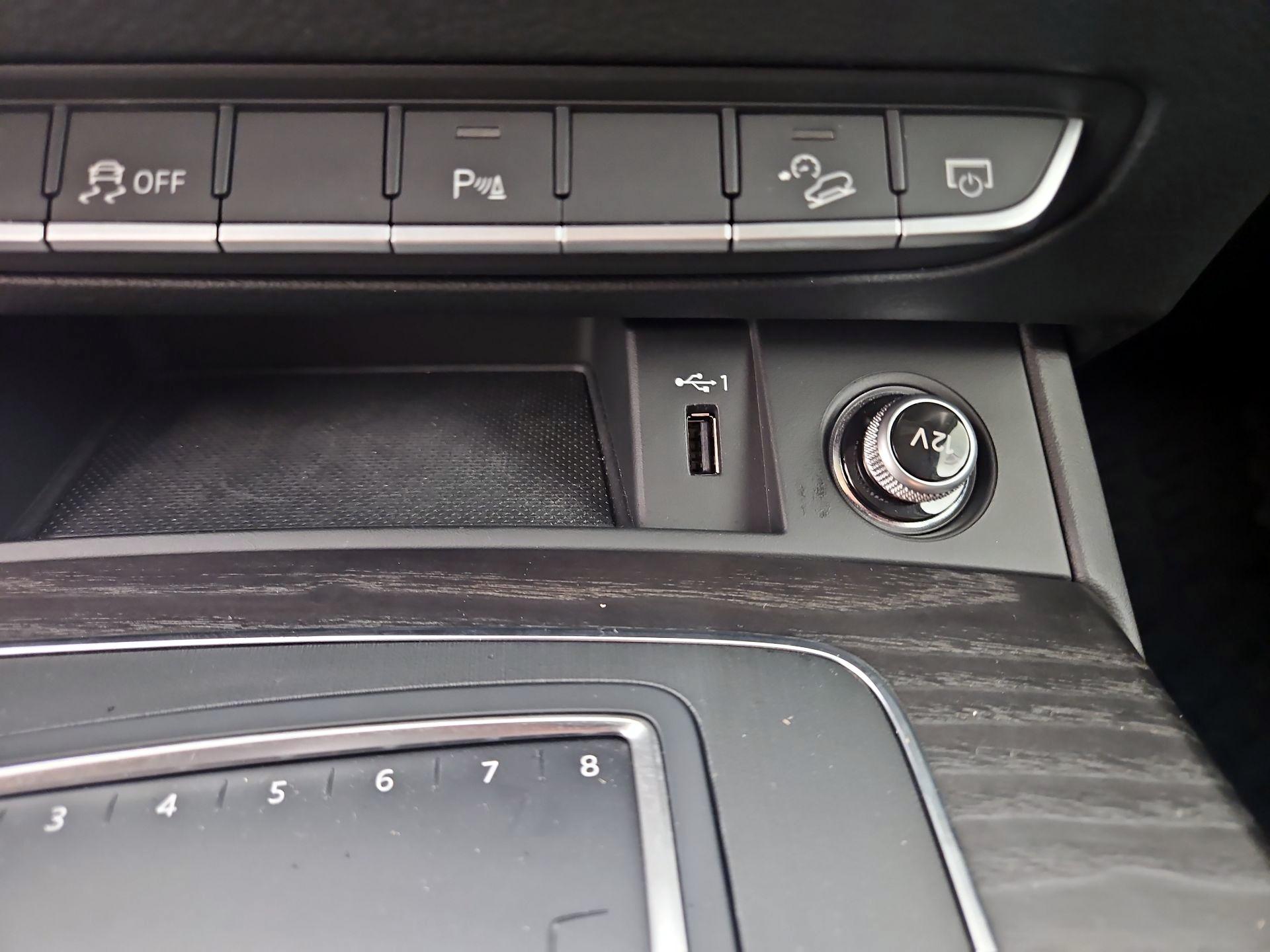 Thumbnail: 2020 Audi Q5 - 19