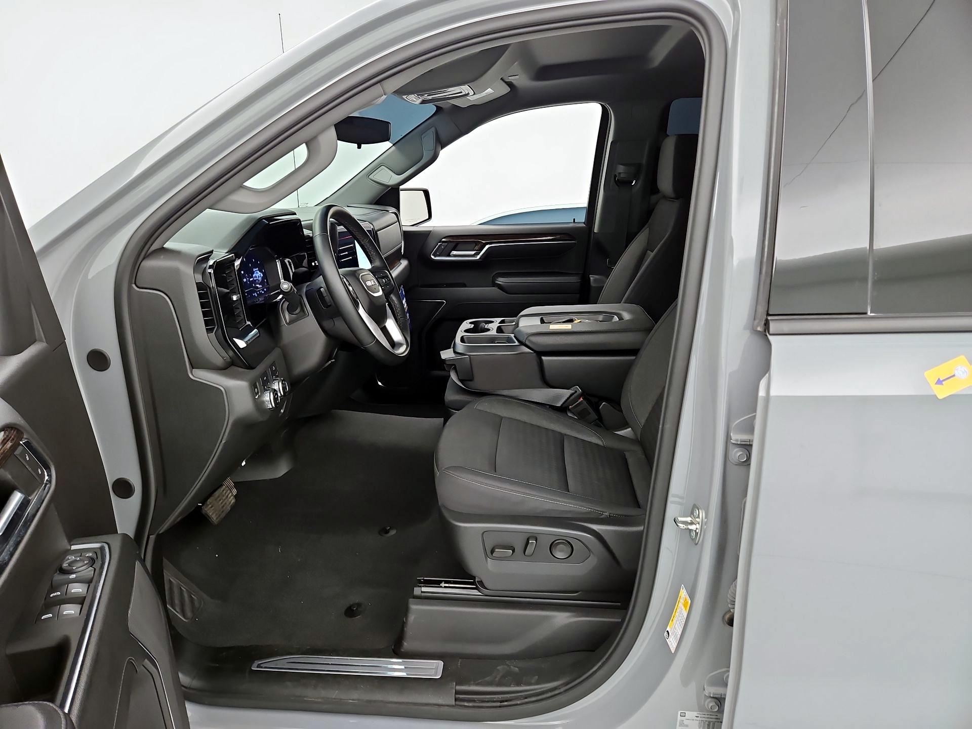 Thumbnail: 2024 GMC Sierra 1500 - 11