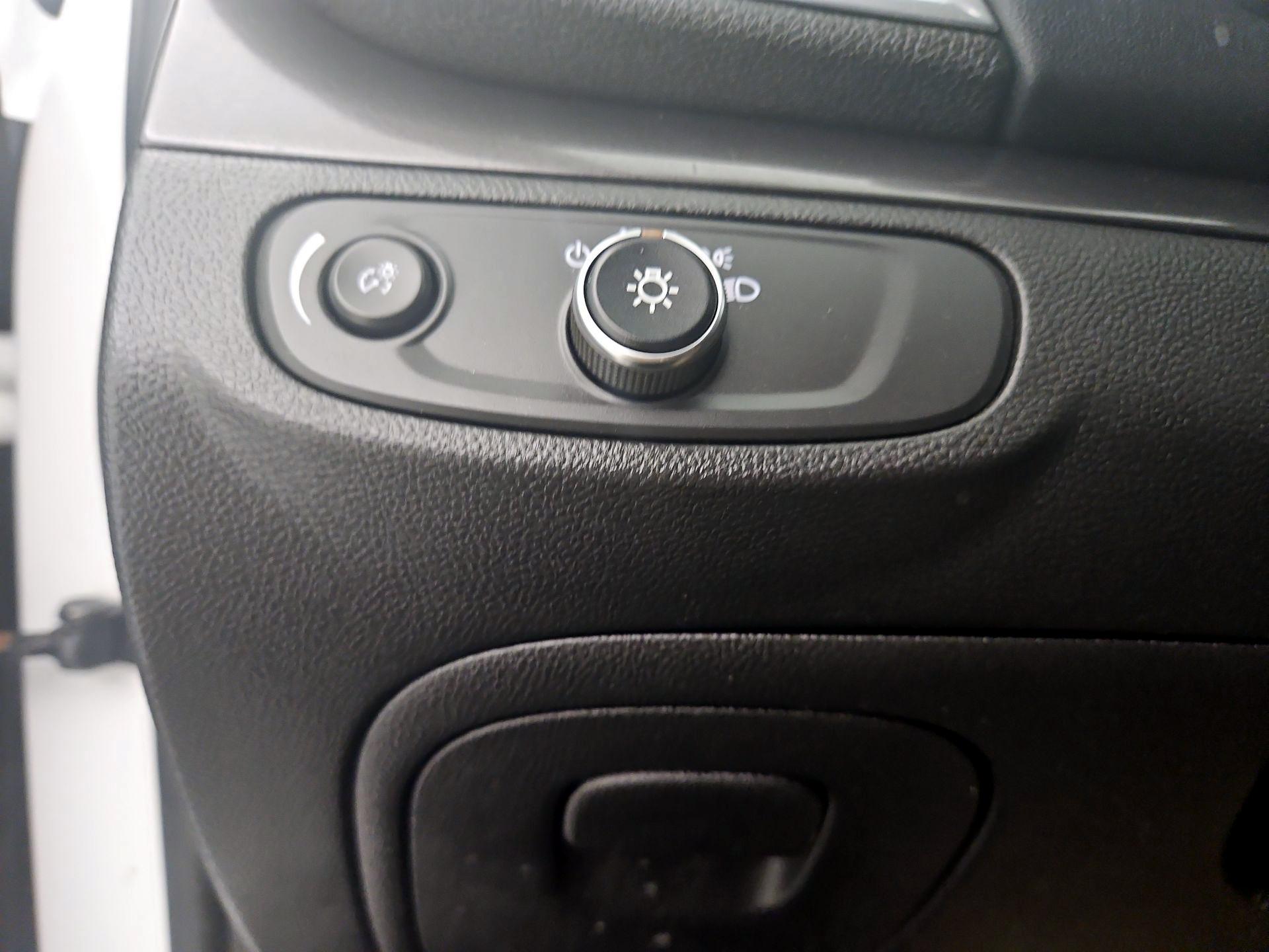 Thumbnail: 2019 Buick Encore - 13