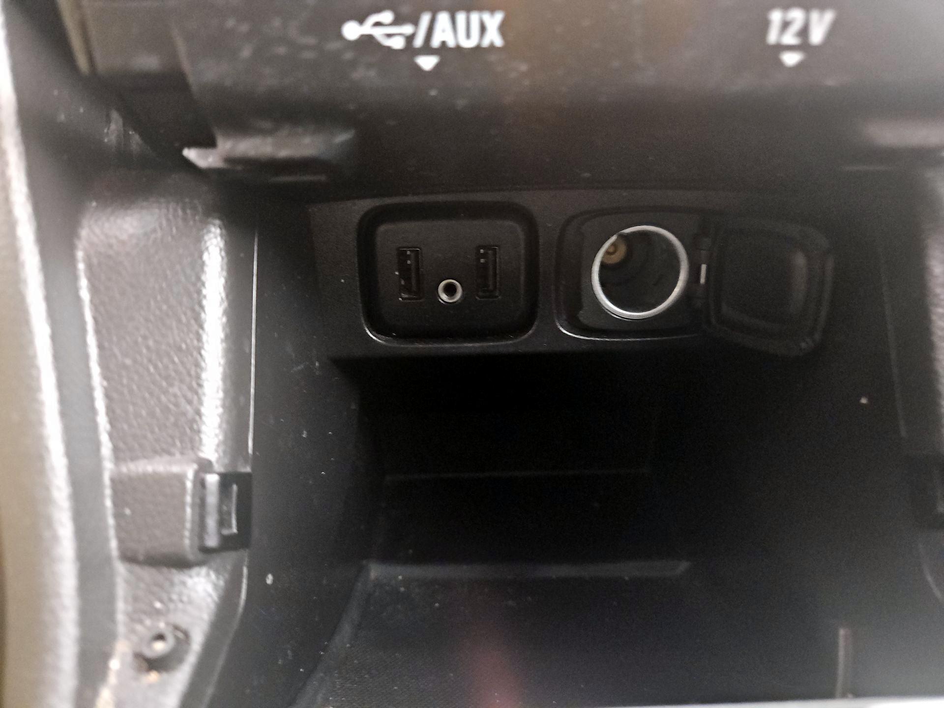 Thumbnail: 2019 Buick Encore - 18