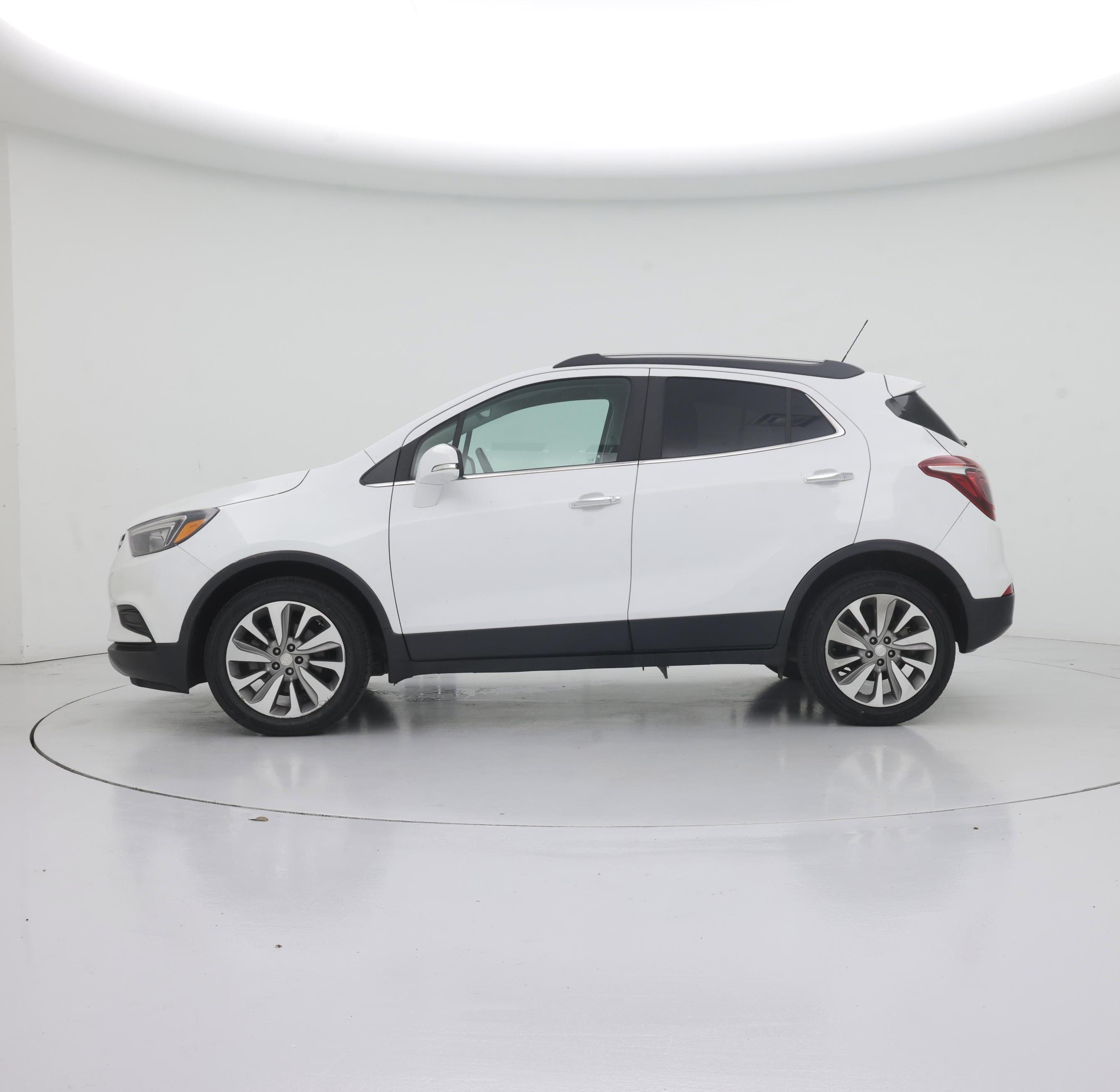 Thumbnail: 2019 Buick Encore - 3