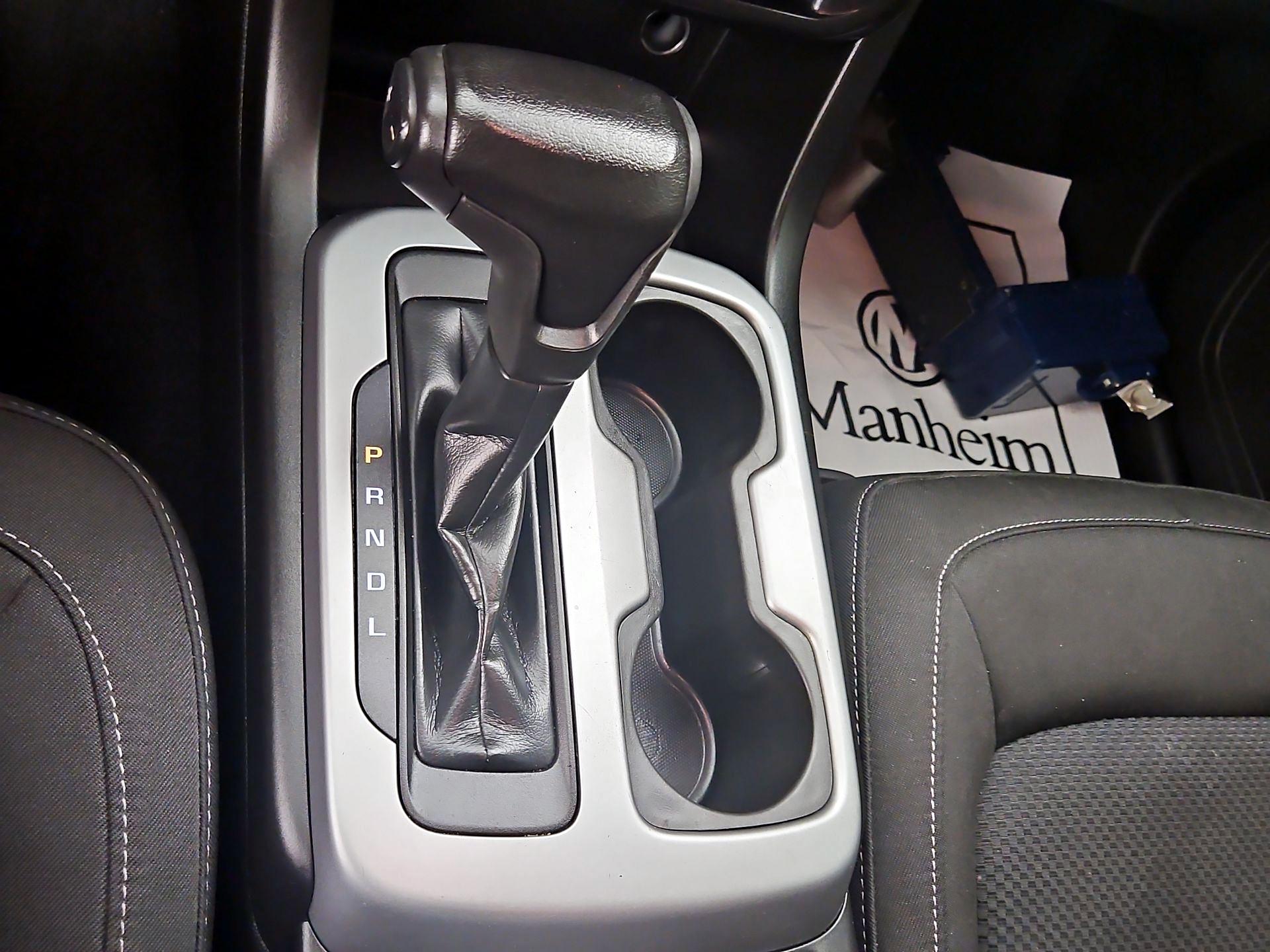 Thumbnail: 2021 Chevrolet Colorado - 17