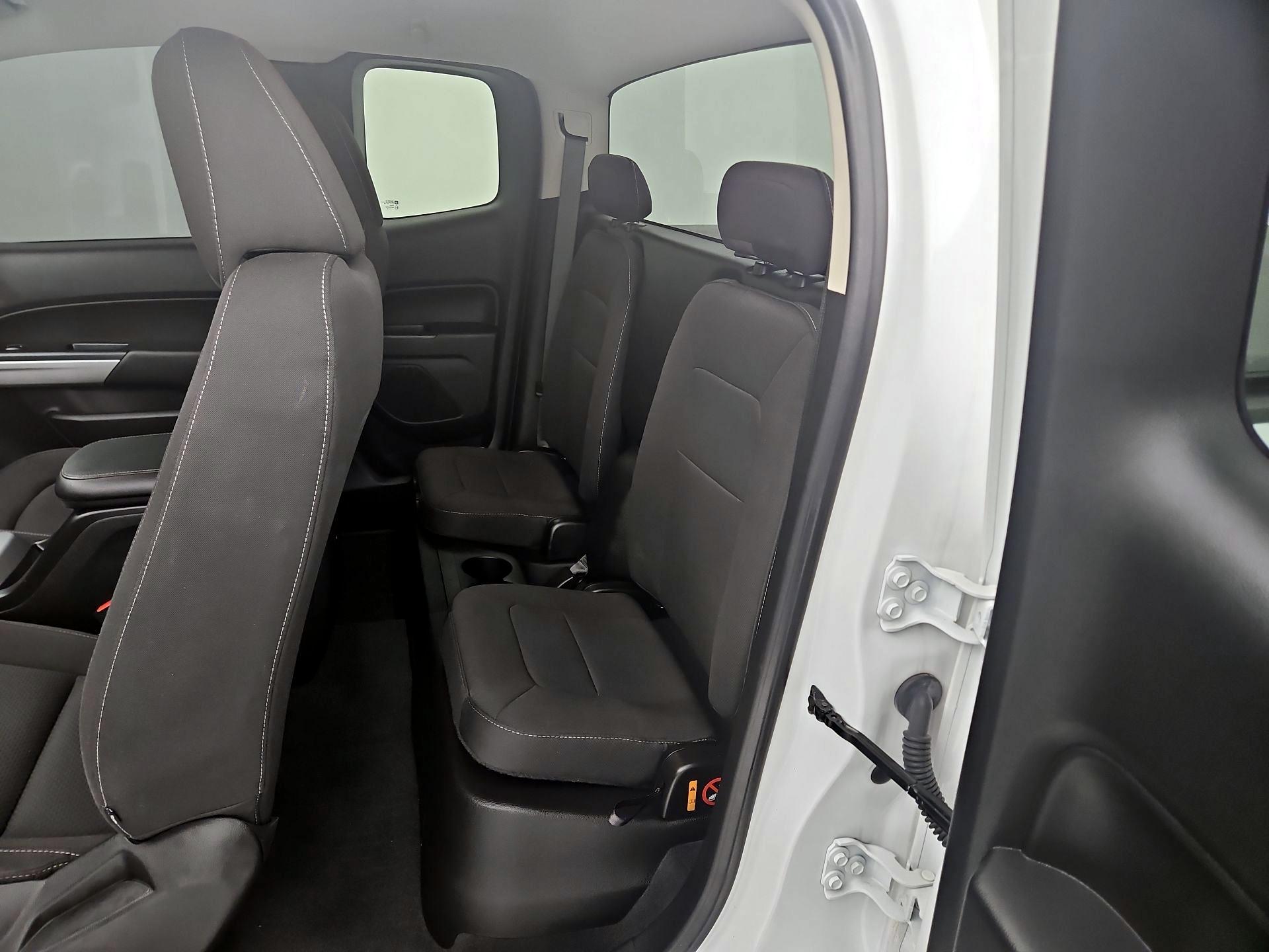 Thumbnail: 2021 Chevrolet Colorado - 19