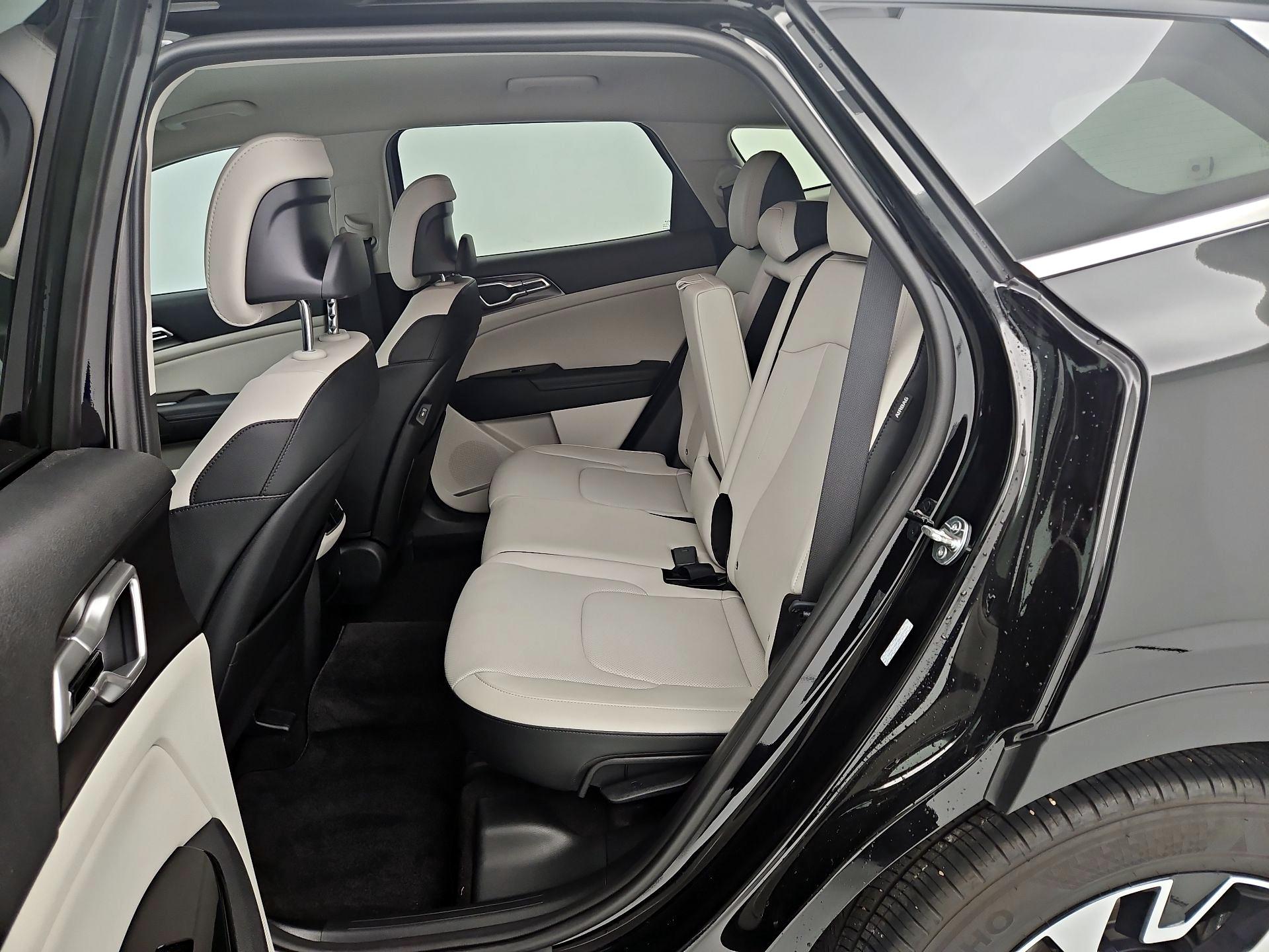 Thumbnail: 2025 Kia Sportage - 20