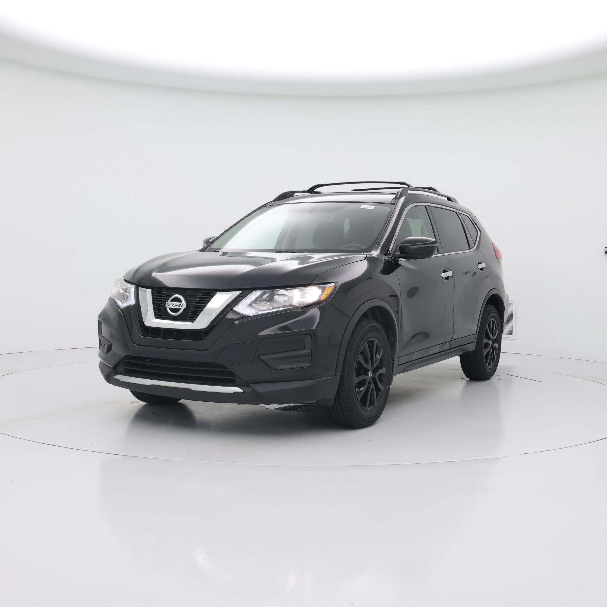 Thumbnail: 2017 Nissan Rogue - 4