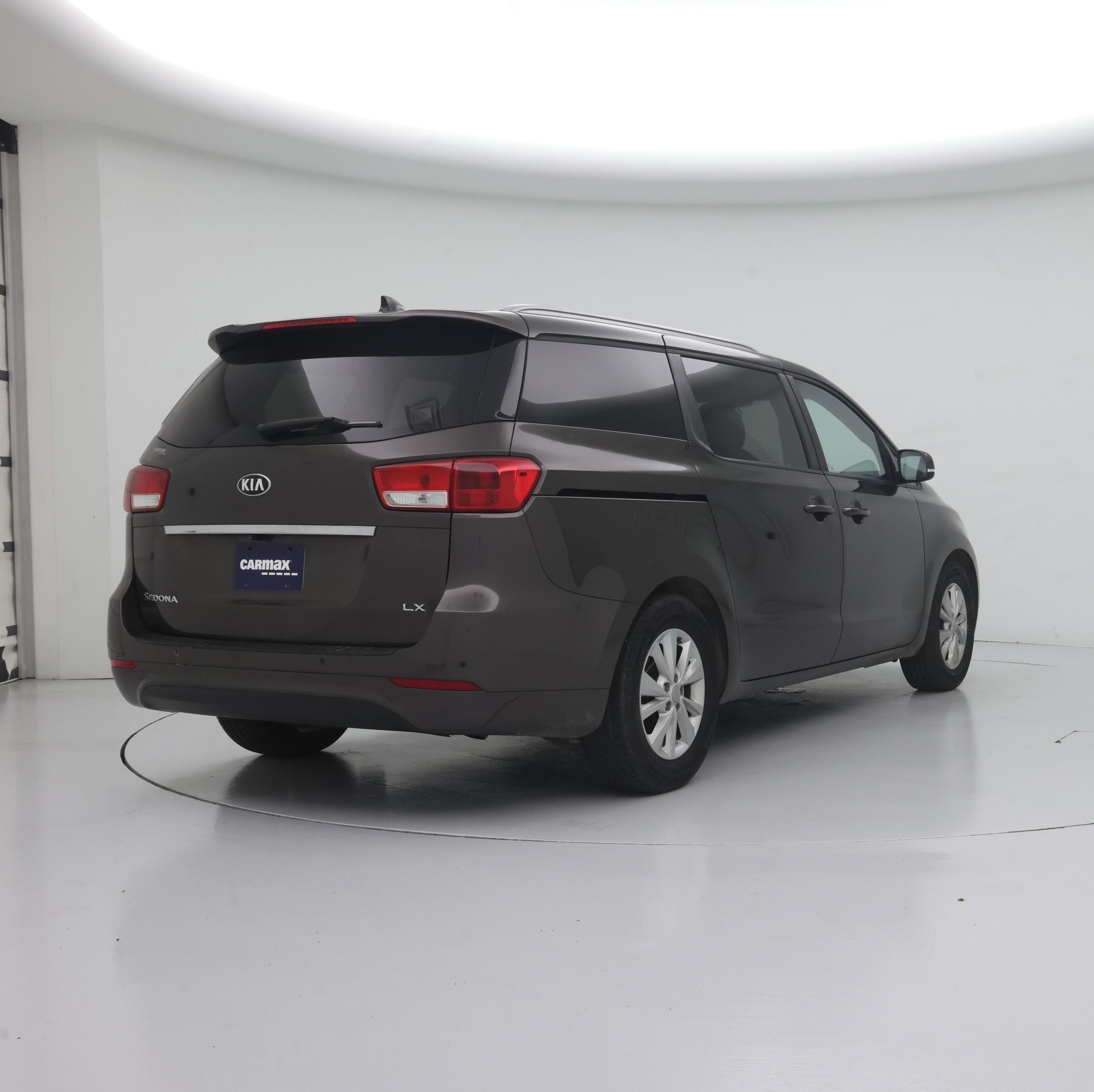 Thumbnail: 2017 Kia Sedona - 8