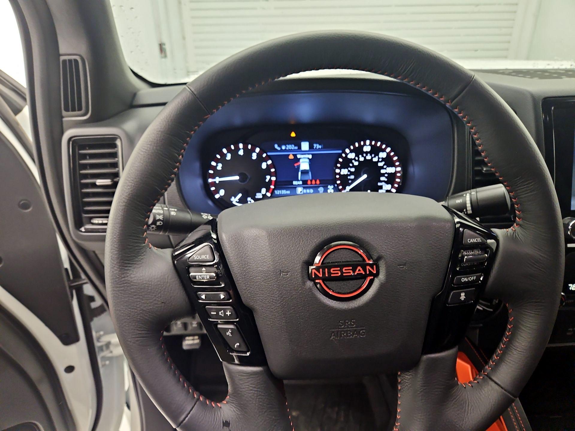 Thumbnail: 2024 Nissan Frontier - 10