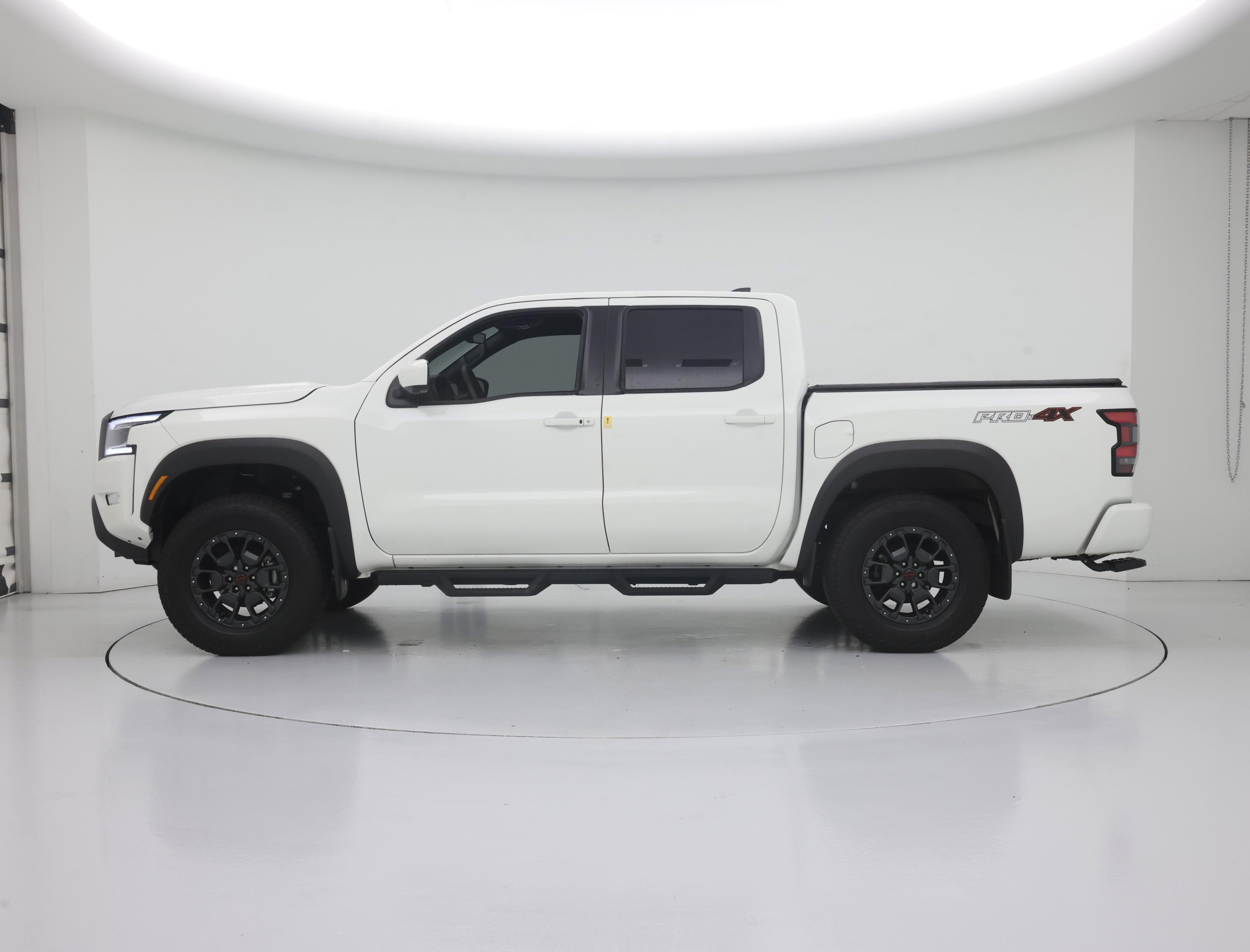 Thumbnail: 2024 Nissan Frontier - 3