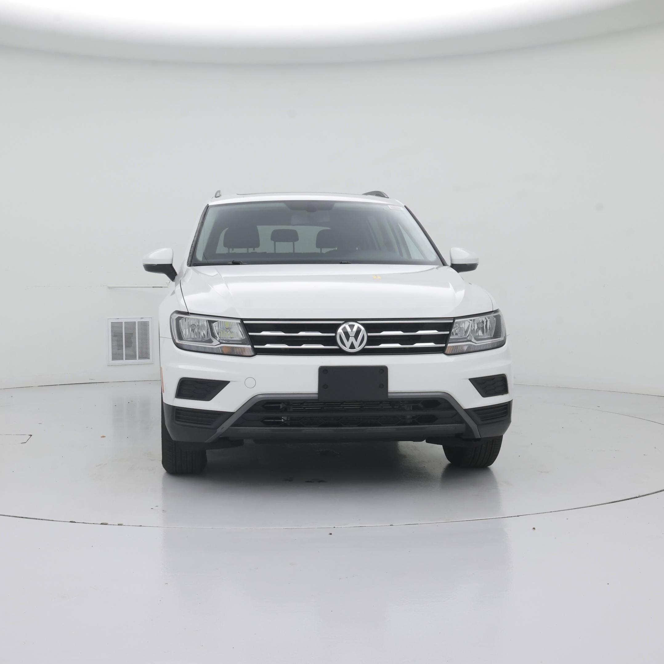 Thumbnail: 2021 Volkswagen Tiguan - 5