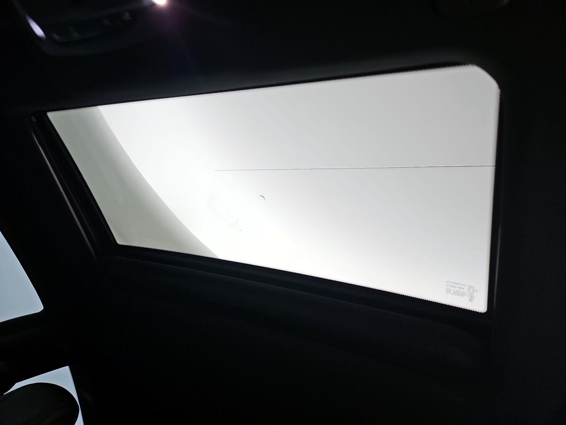 Thumbnail: 2019 INFINITI Q60 - 19