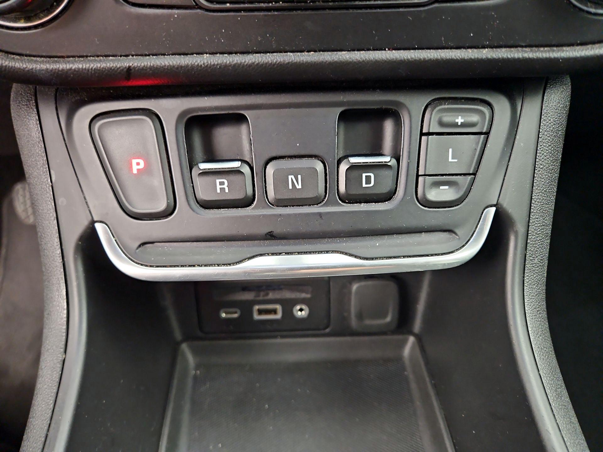 Thumbnail: 2019 GMC Terrain - 17