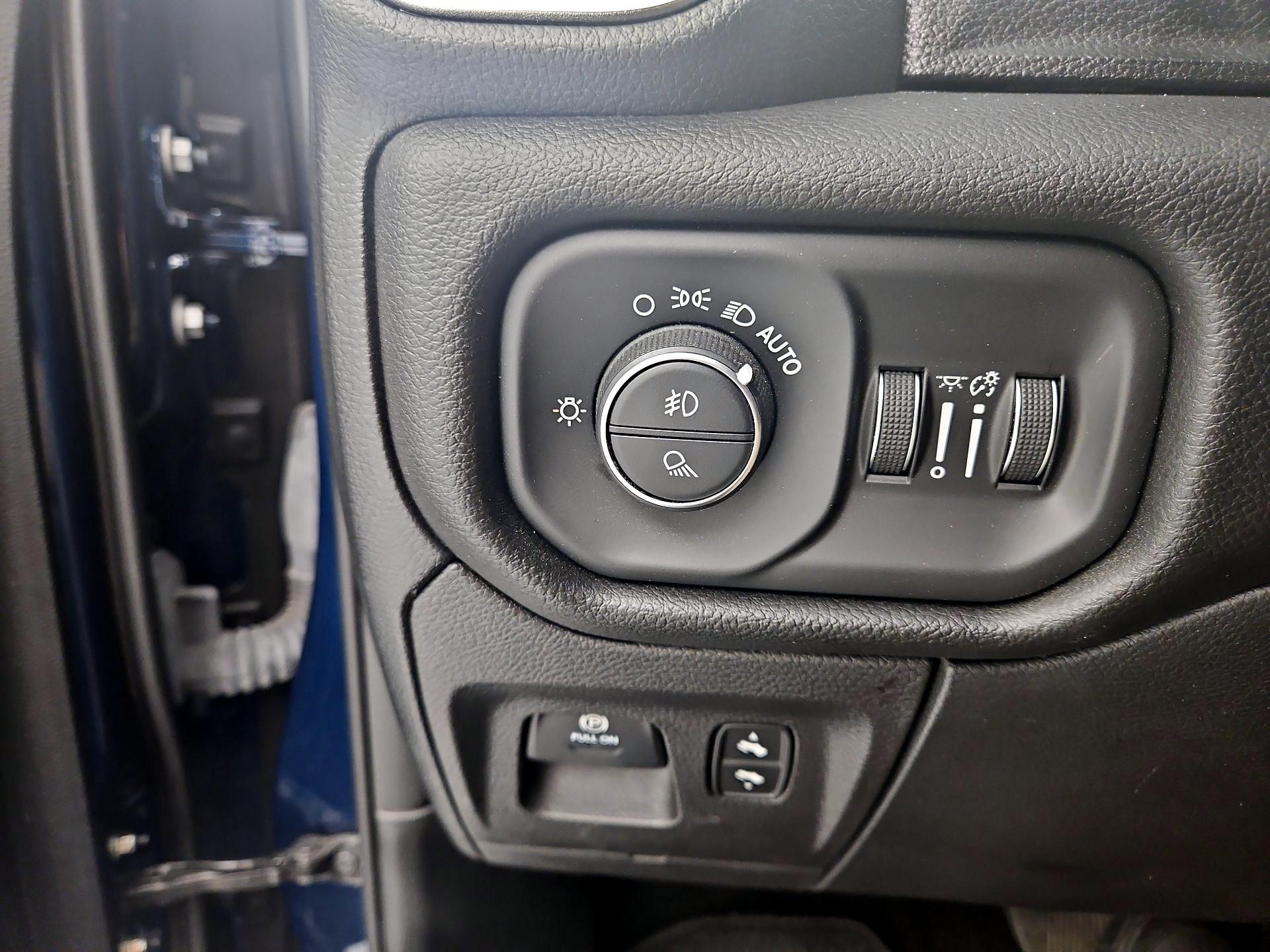Thumbnail: 2023 RAM 1500 - 13