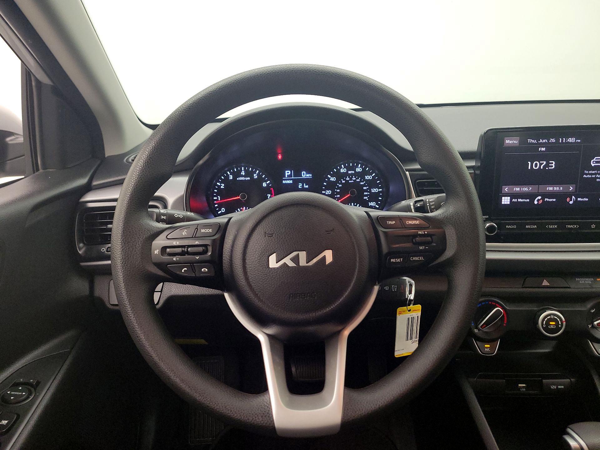 Thumbnail: 2023 Kia Rio - 10