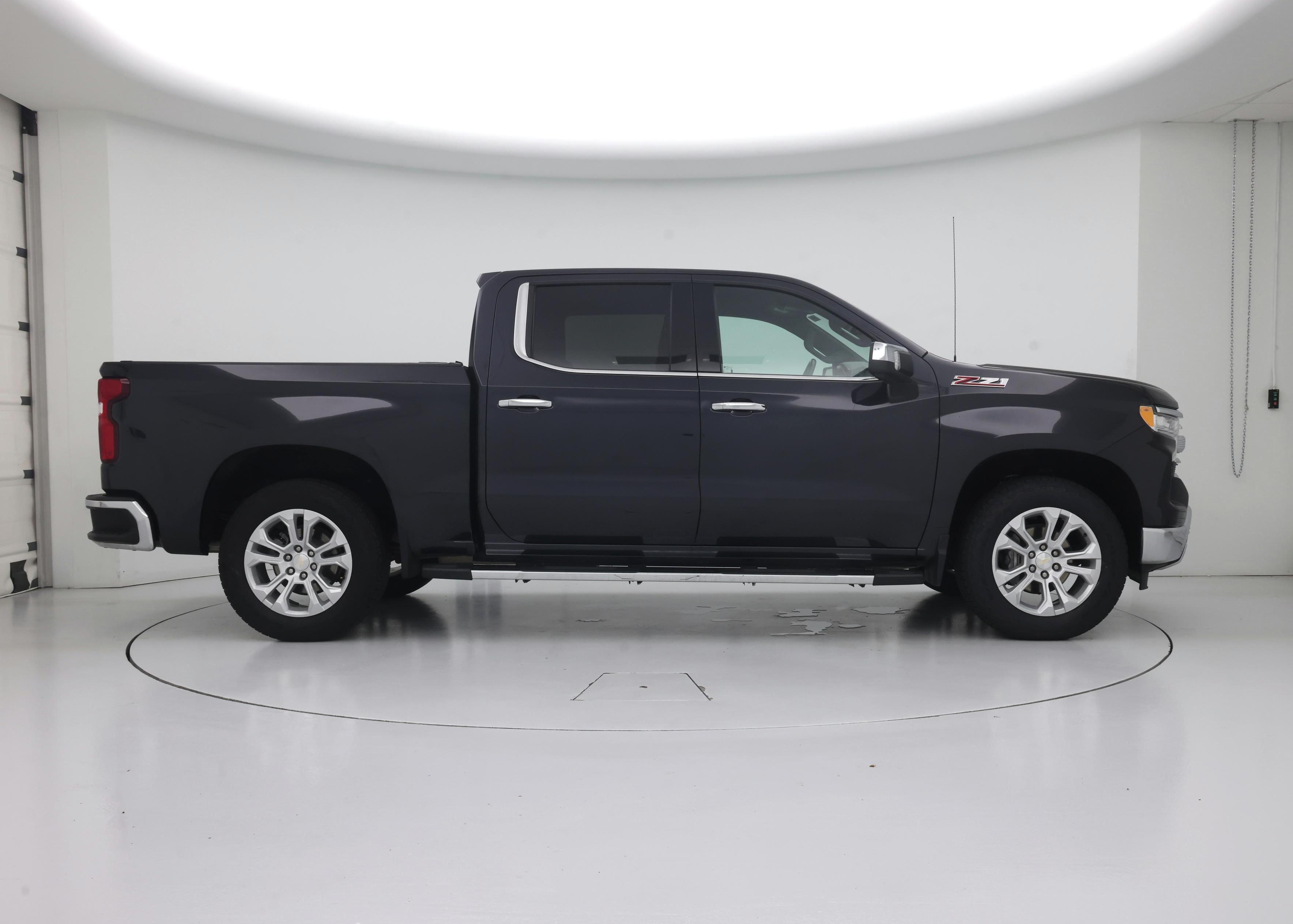 Thumbnail: 2022 Chevrolet Silverado 1500 - 7