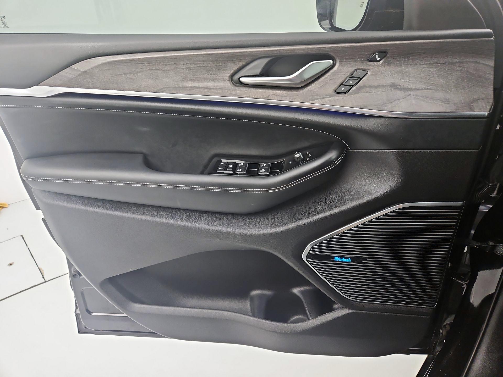 Thumbnail: 2021 Jeep Grand Cherokee L - 12