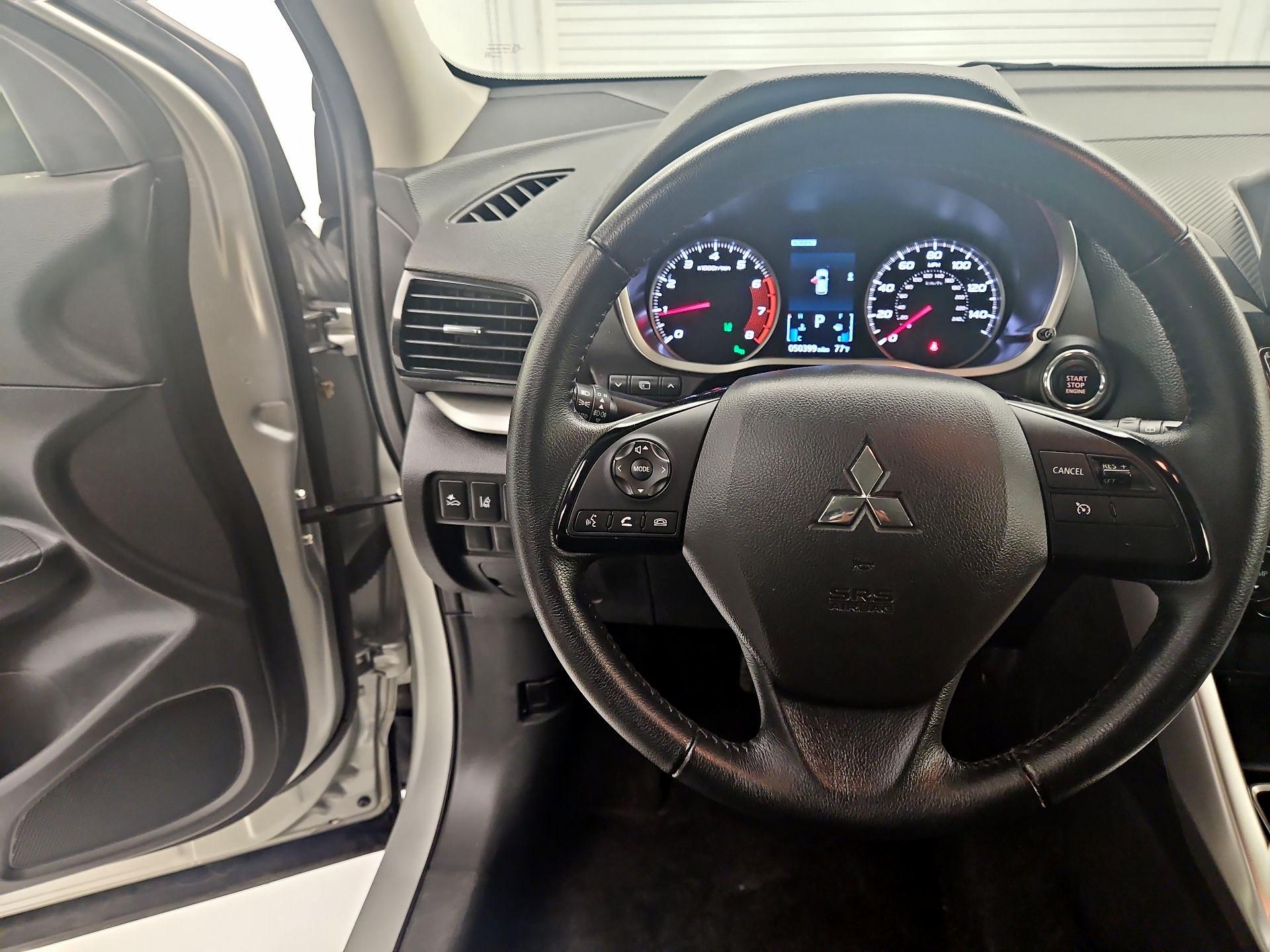 Thumbnail: 2022 Mitsubishi Eclipse Cross - 10