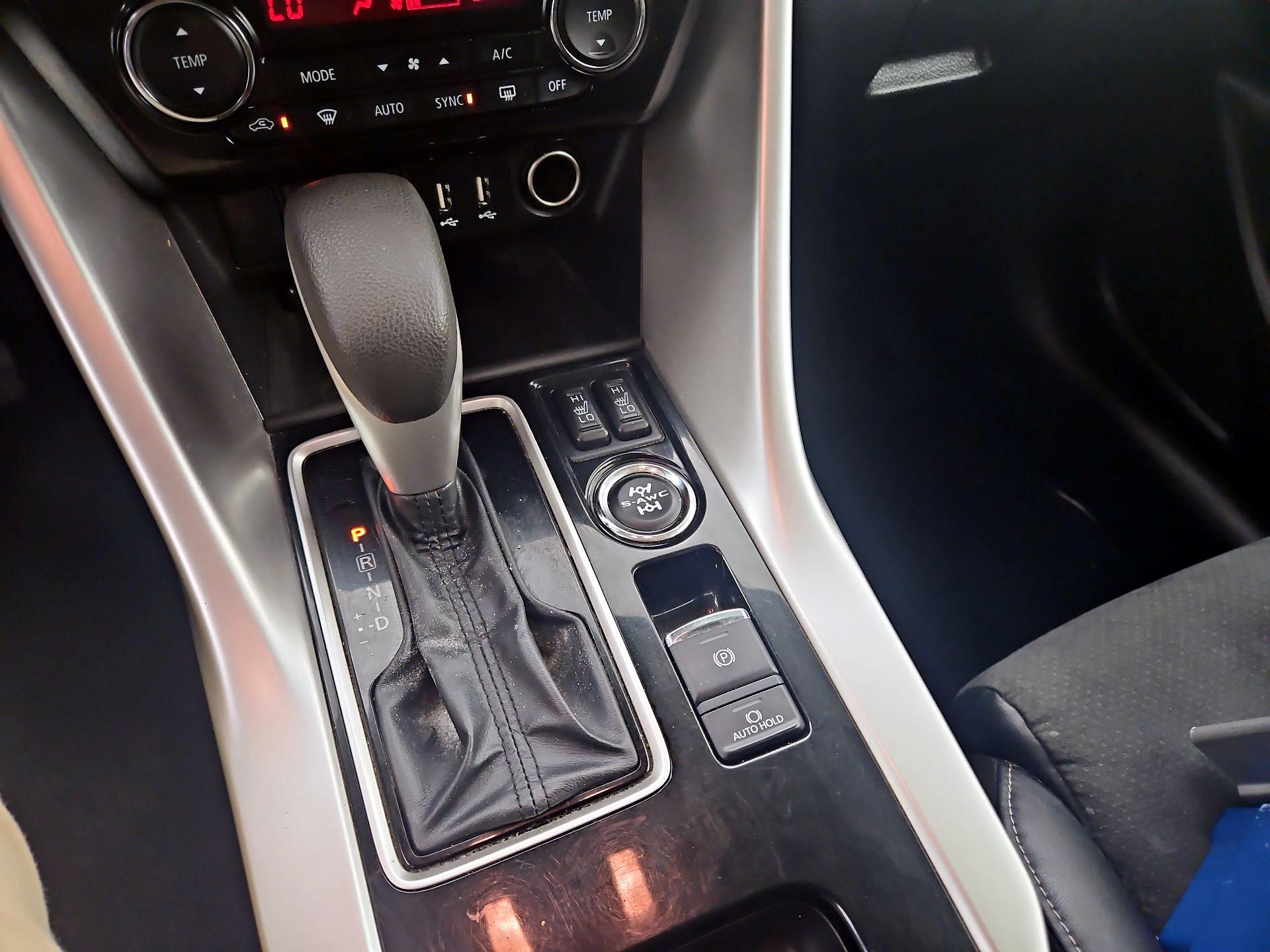 Thumbnail: 2022 Mitsubishi Eclipse Cross - 17