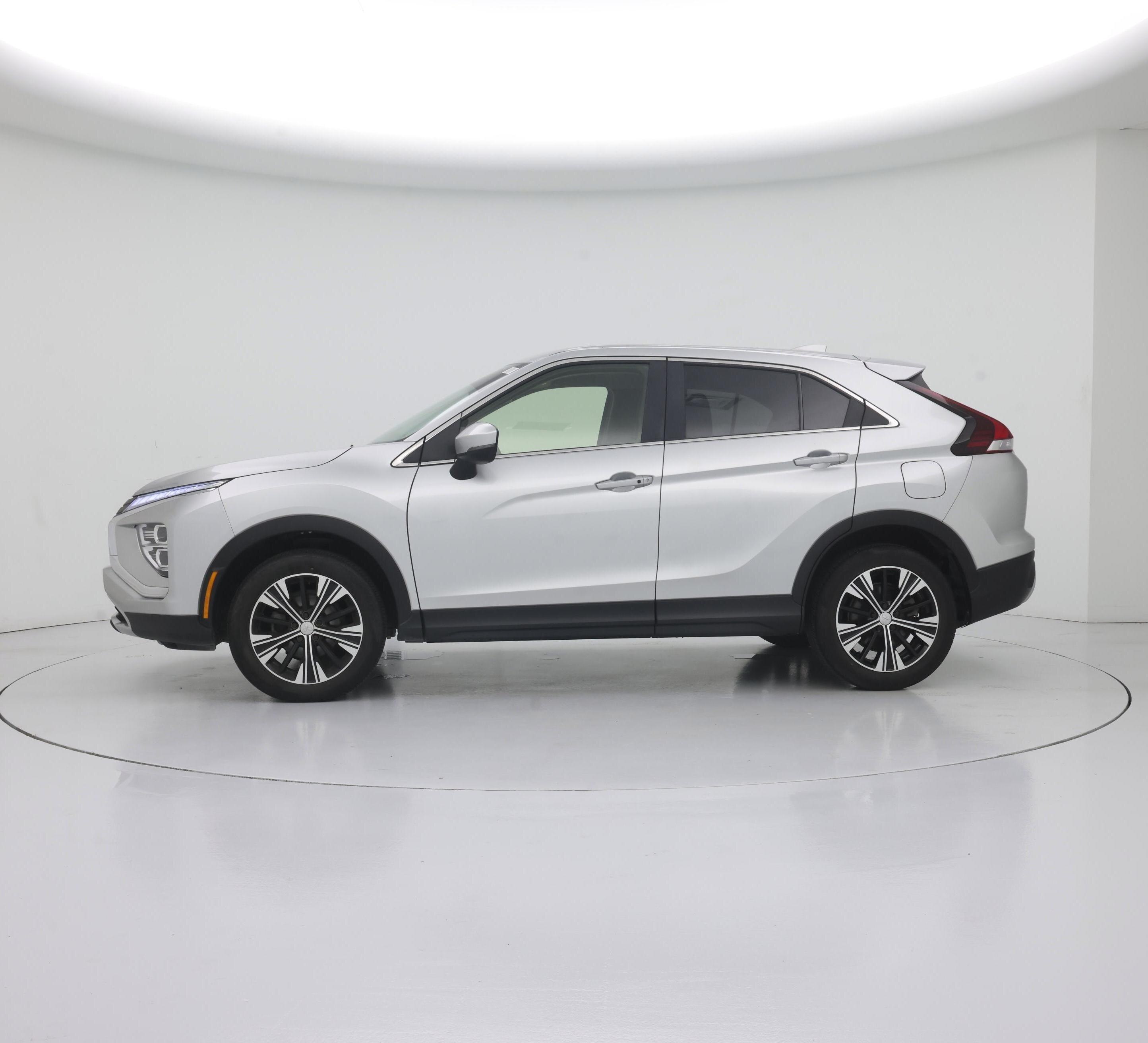 Thumbnail: 2022 Mitsubishi Eclipse Cross - 3