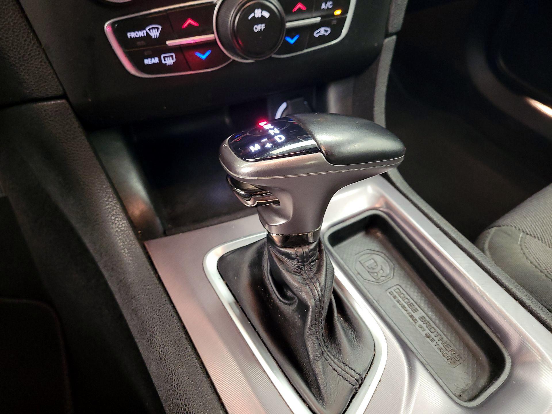 Thumbnail: 2019 Dodge Charger - 17