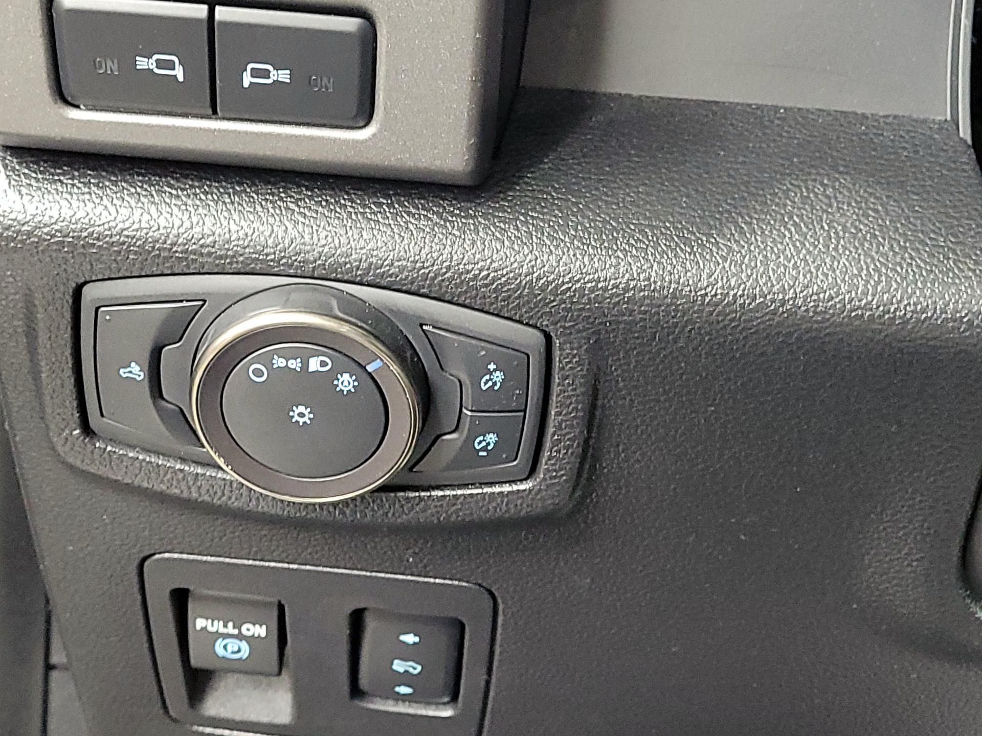 Thumbnail: 2019 Ford F-150 - 13
