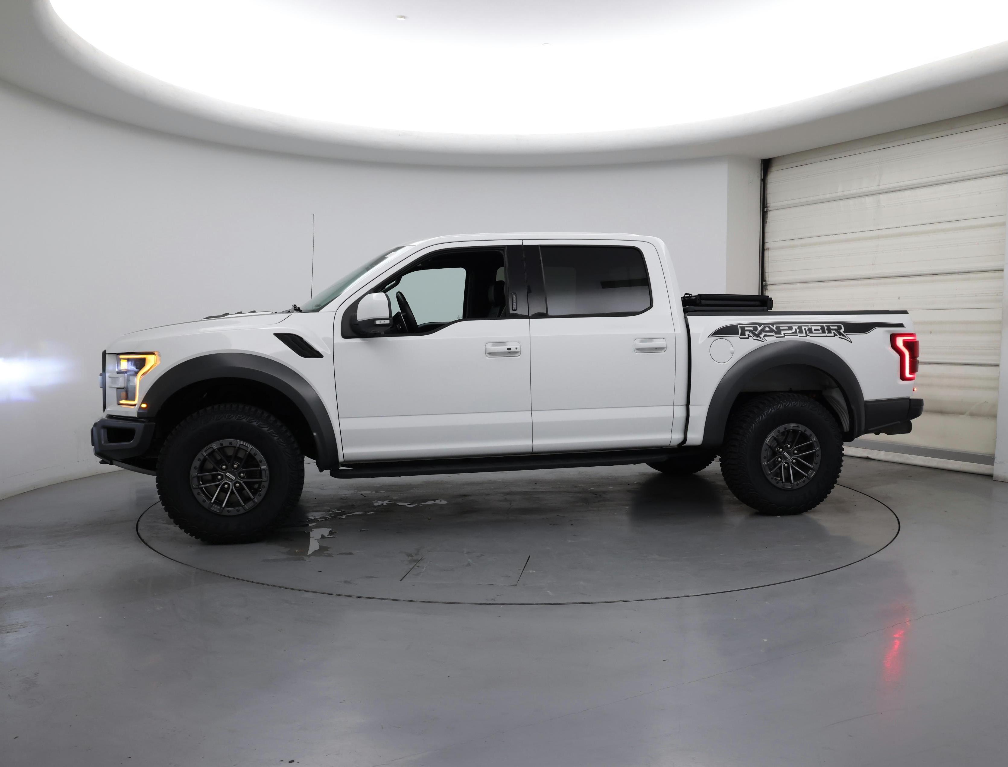 Thumbnail: 2019 Ford F-150 - 3