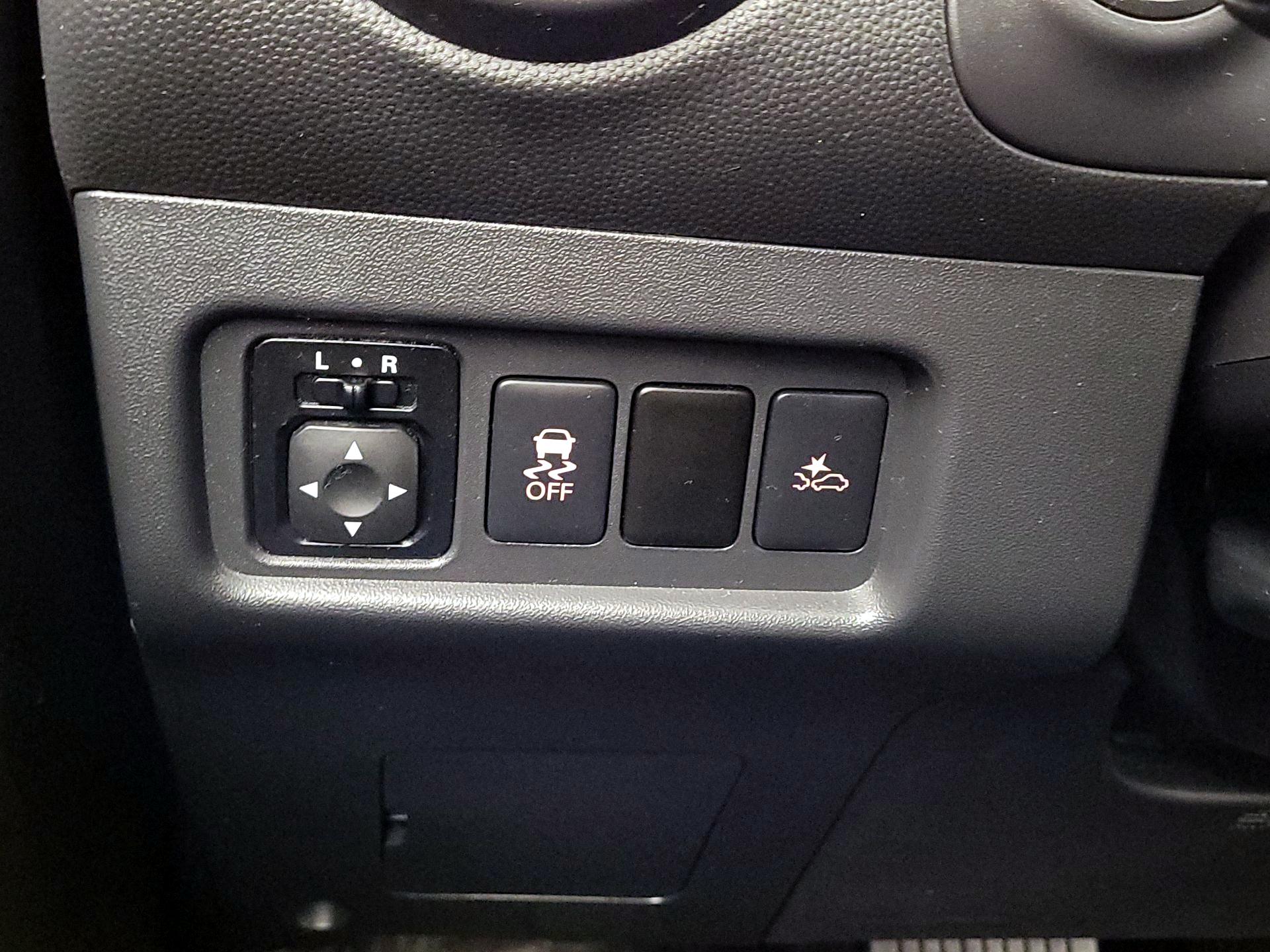 Thumbnail: 2023 Mitsubishi Mirage G4 - 13