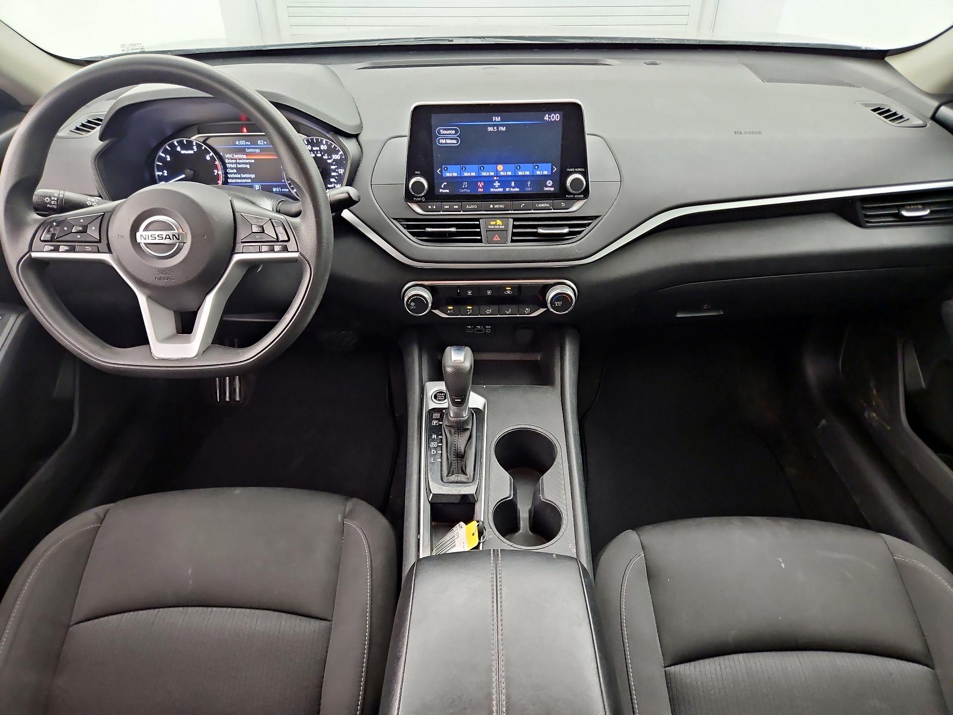 Thumbnail: 2020 Nissan Altima - 9
