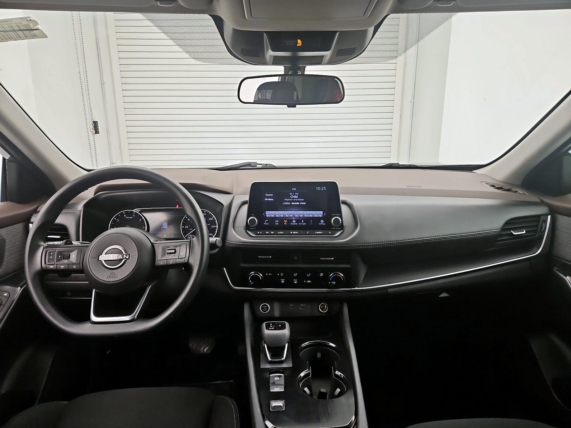 Thumbnail: 2023 Nissan Rogue - 9