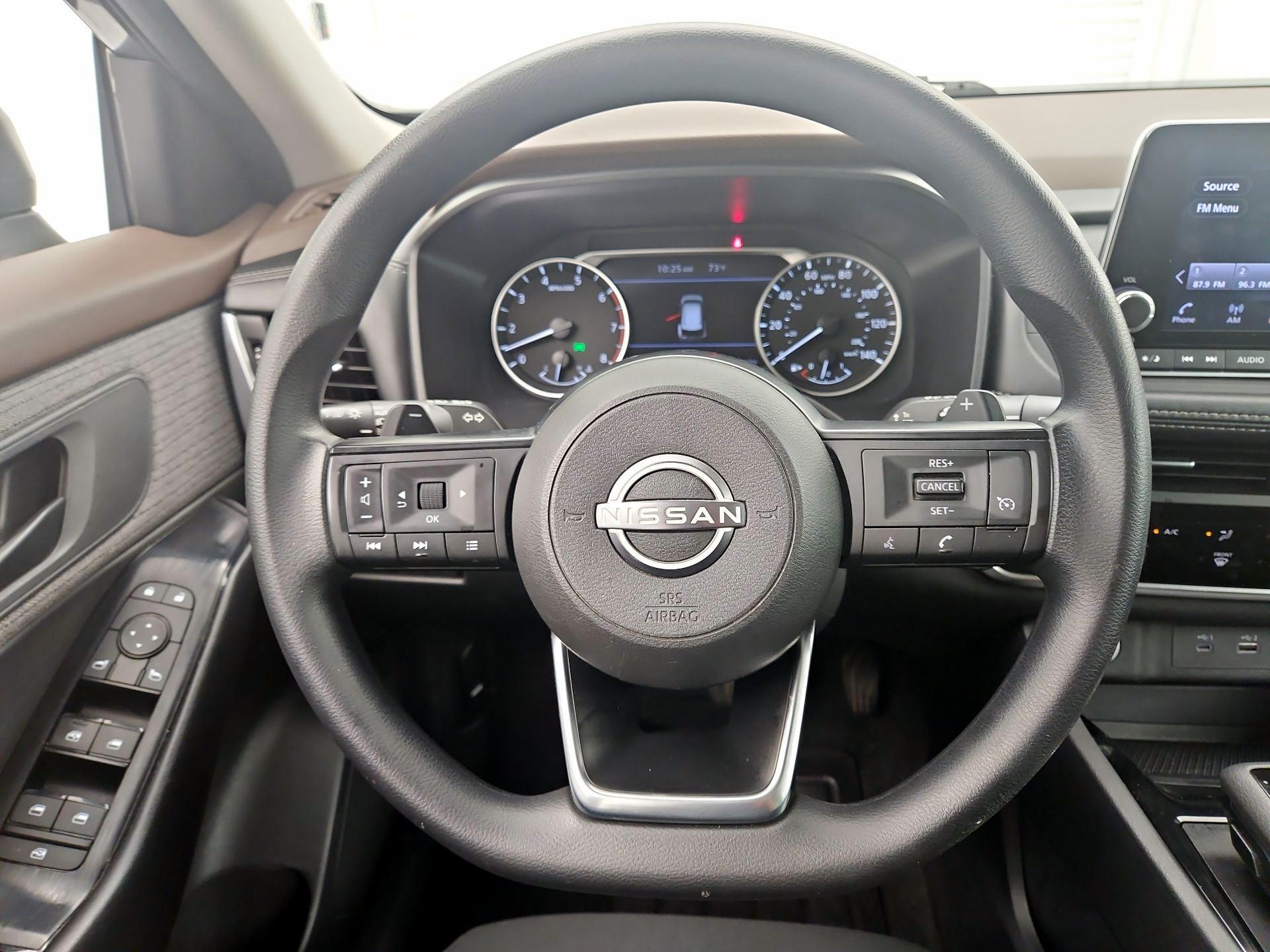 Thumbnail: 2023 Nissan Rogue - 10