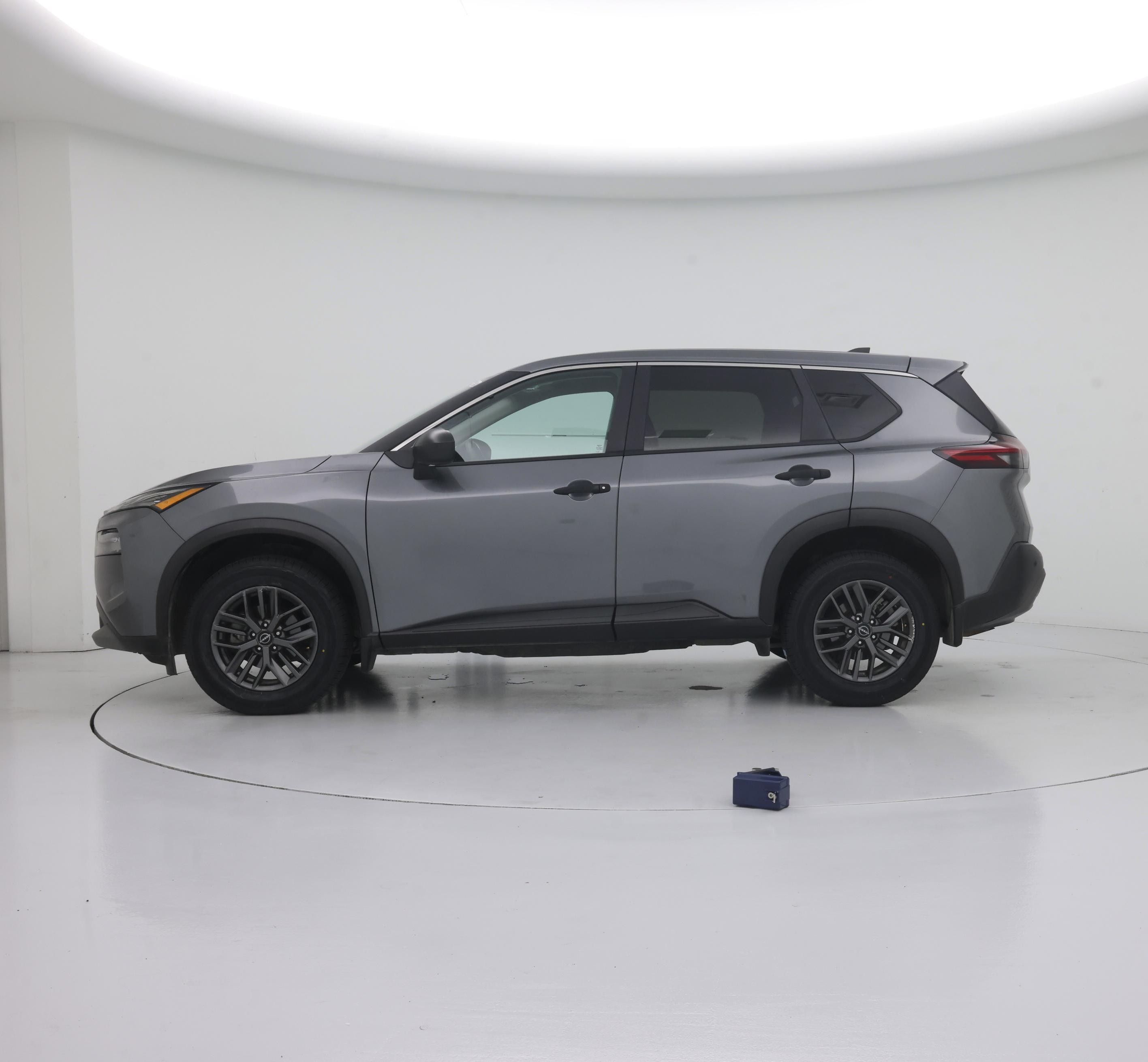 Thumbnail: 2023 Nissan Rogue - 3