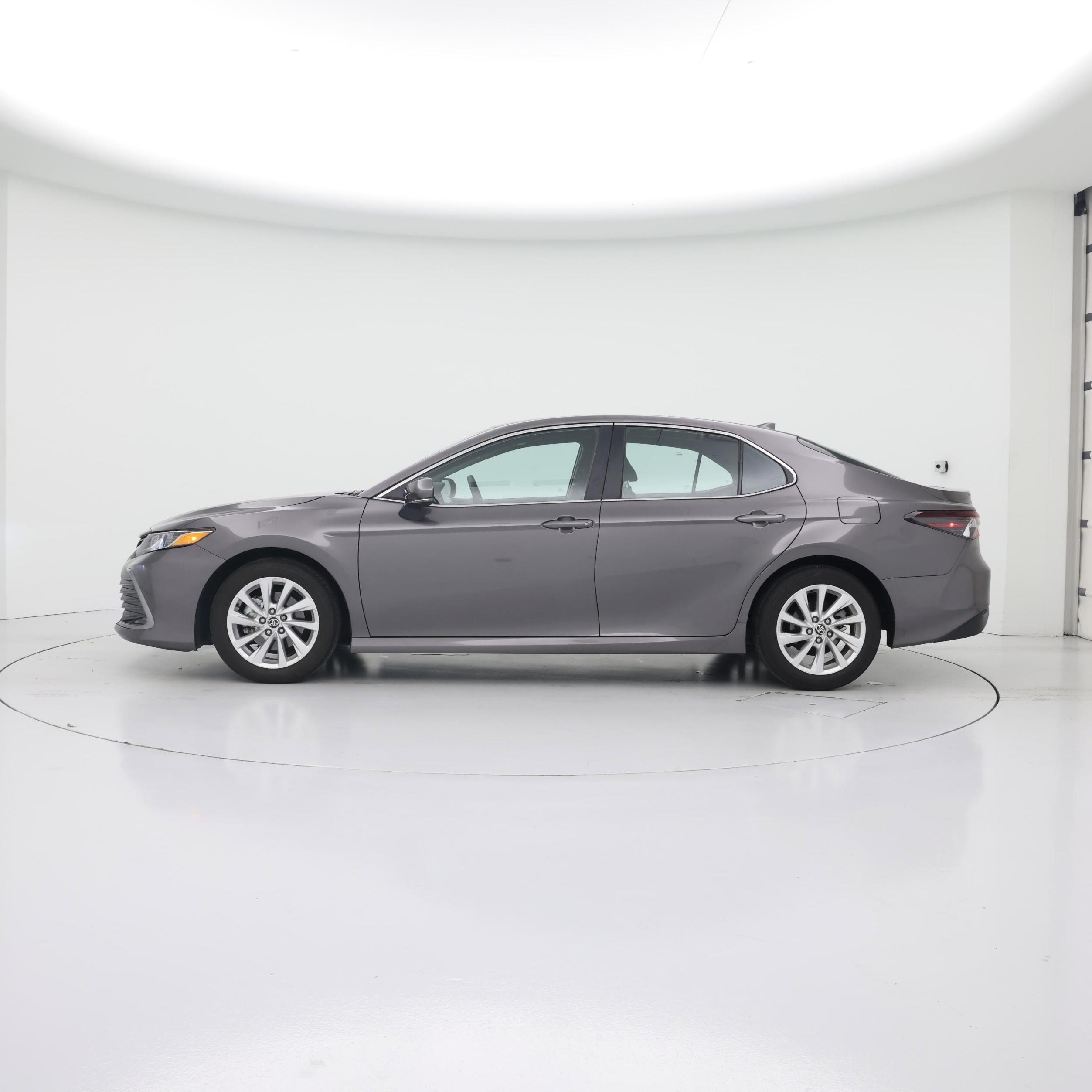 Thumbnail: 2024 Toyota Camry - 3