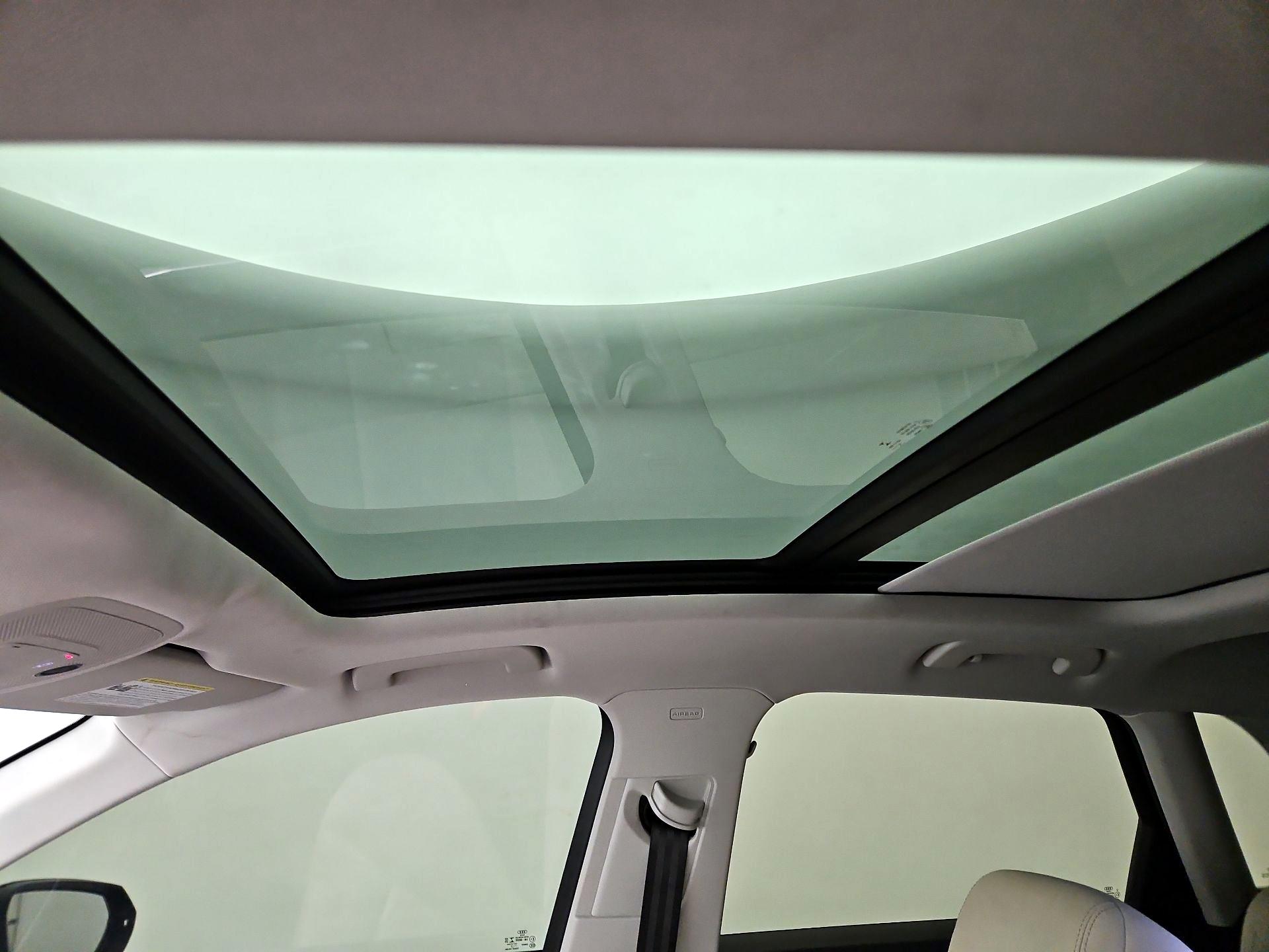 Thumbnail: 2020 Audi Q3 - 20