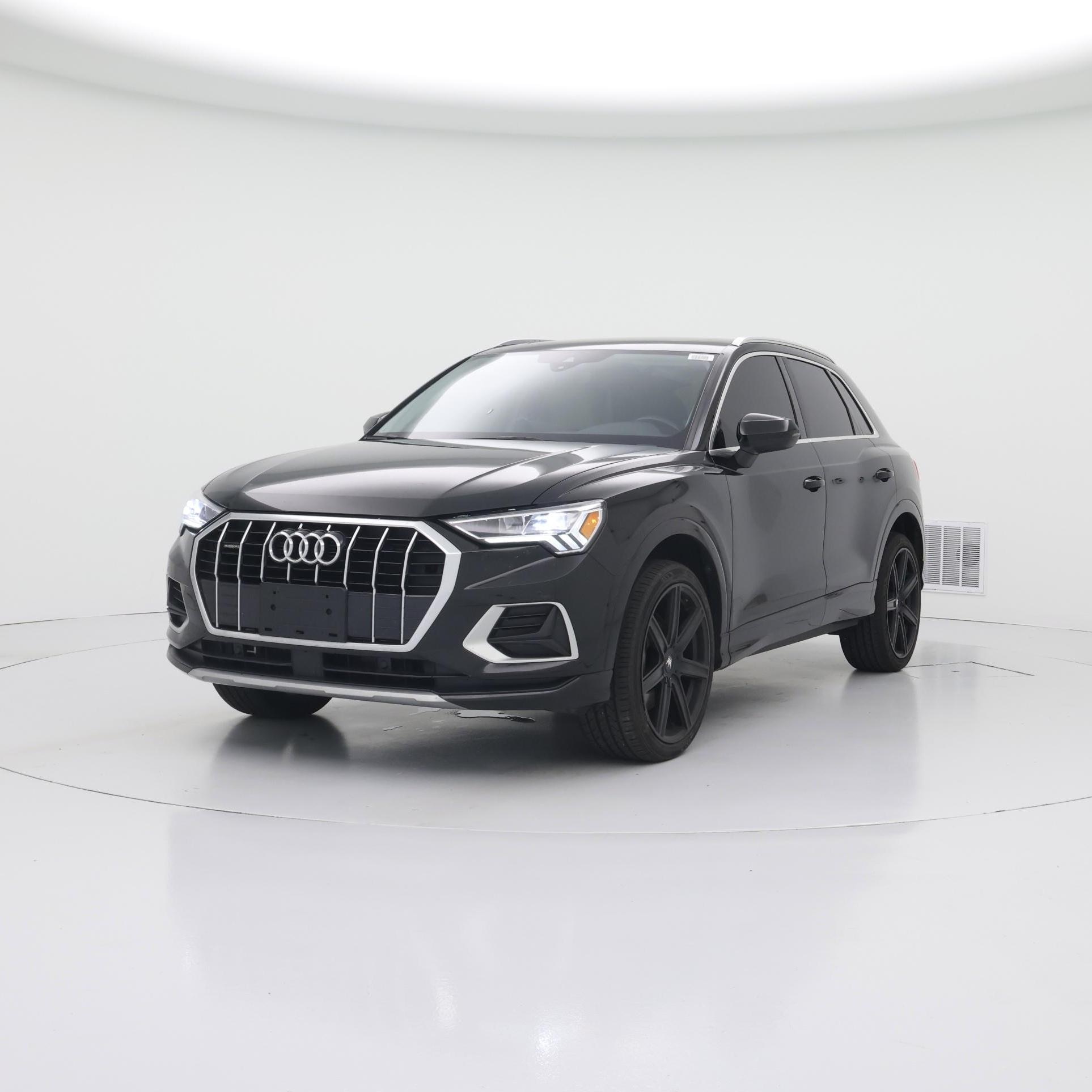 Thumbnail: 2020 Audi Q3 - 4