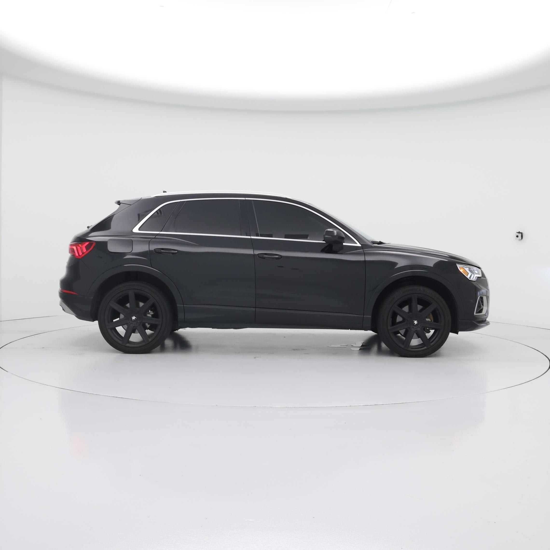 Thumbnail: 2020 Audi Q3 - 7