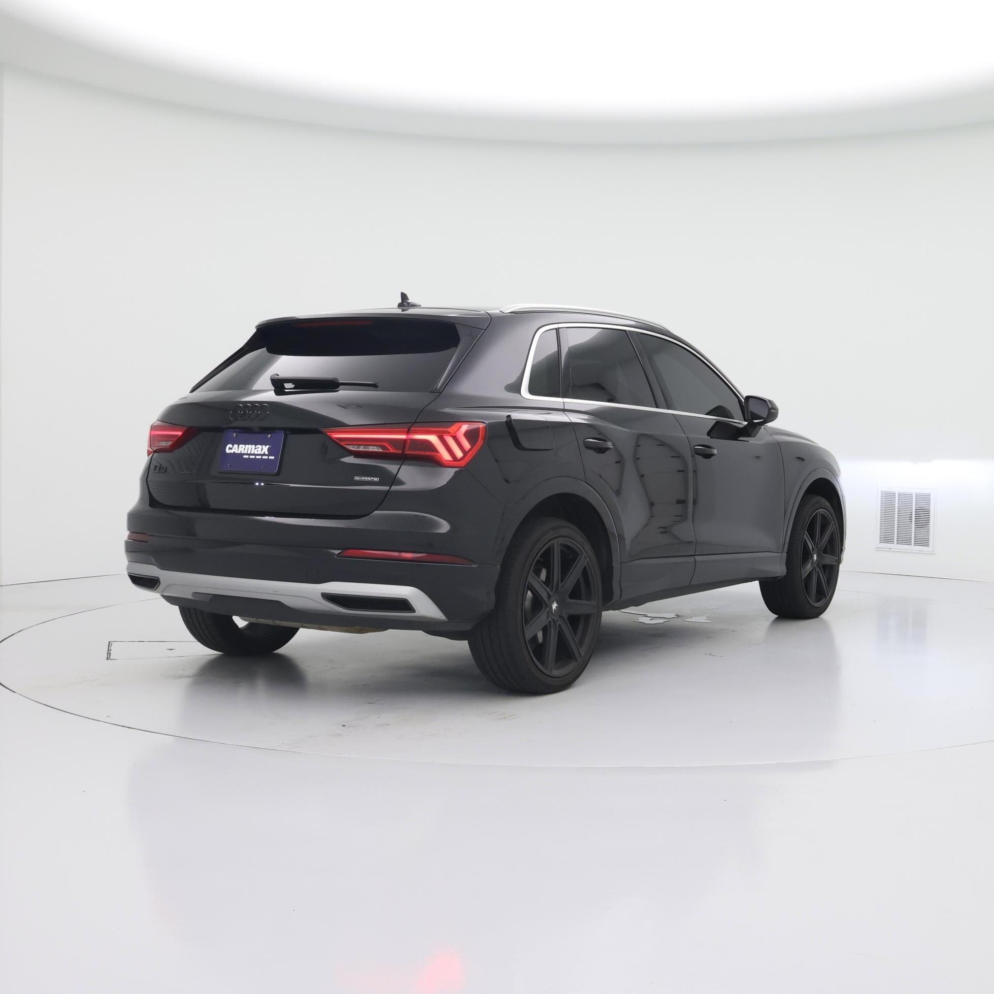 Thumbnail: 2020 Audi Q3 - 8