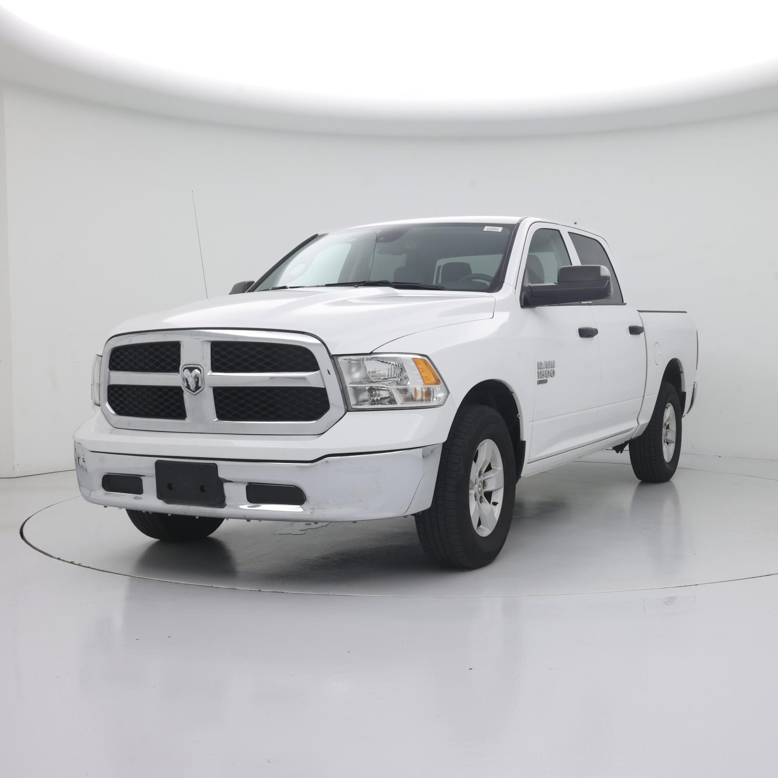 Thumbnail: 2023 RAM 1500 Classic - 4