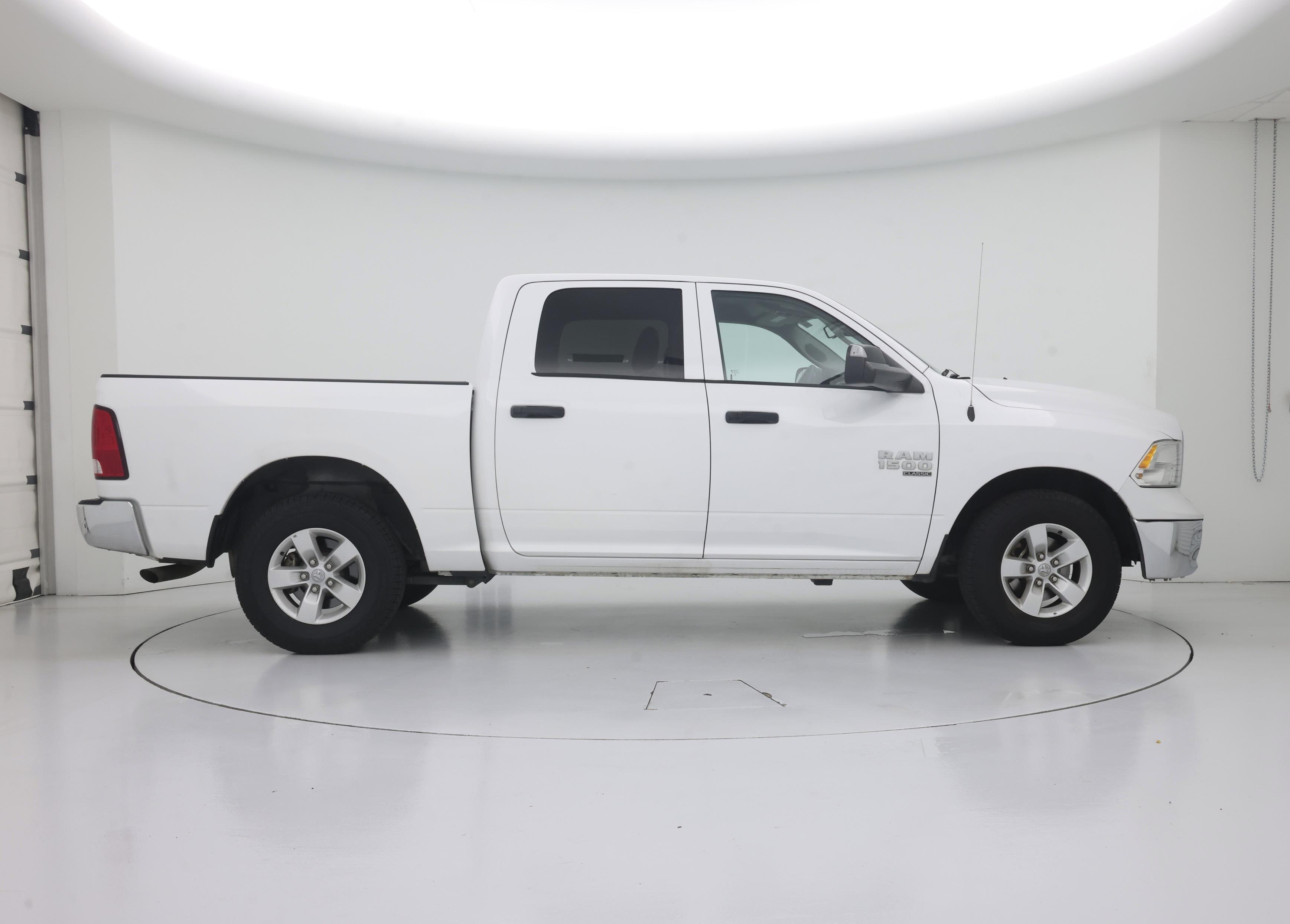 Thumbnail: 2023 RAM 1500 Classic - 7
