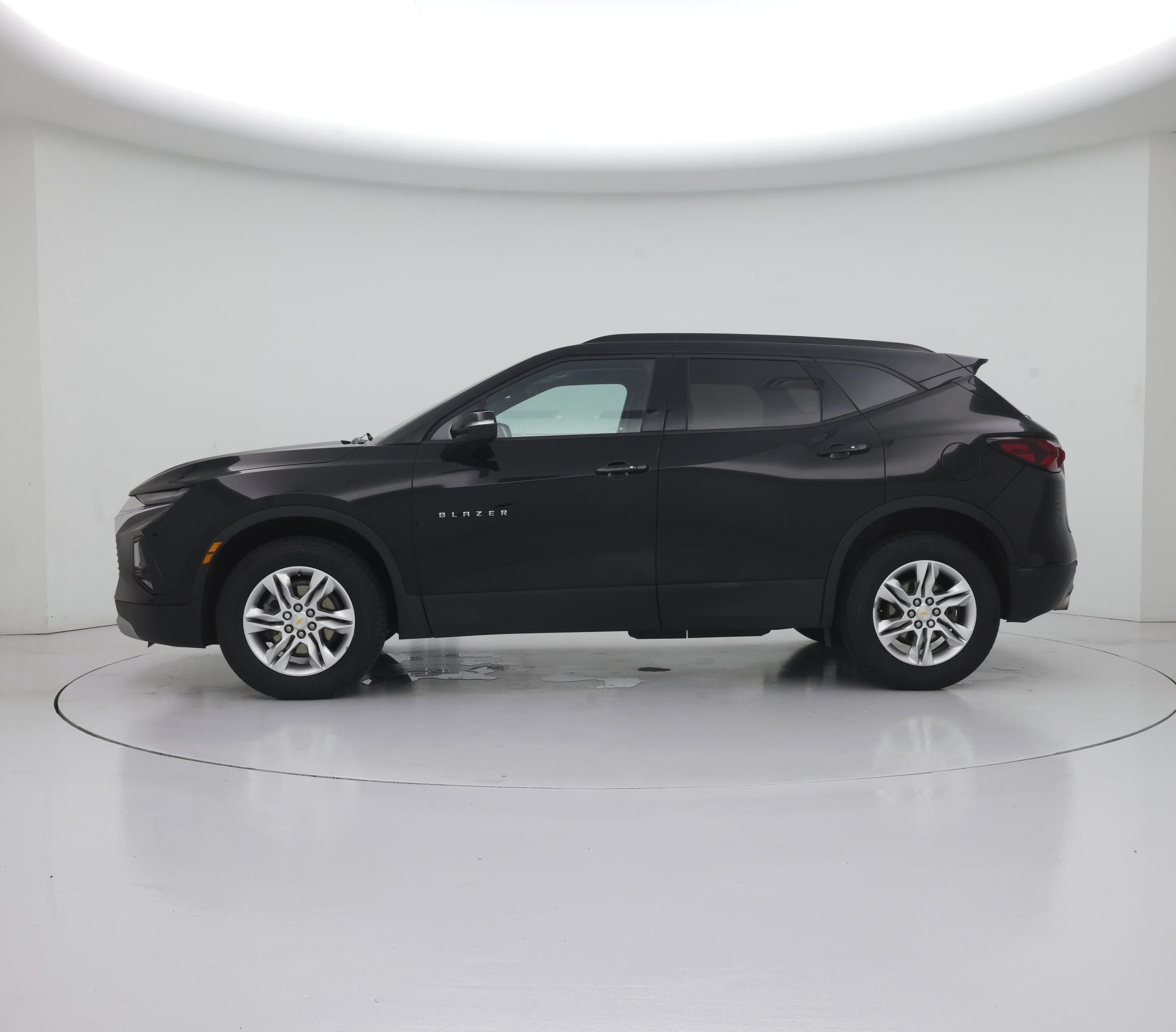Thumbnail: 2022 Chevrolet Blazer - 3