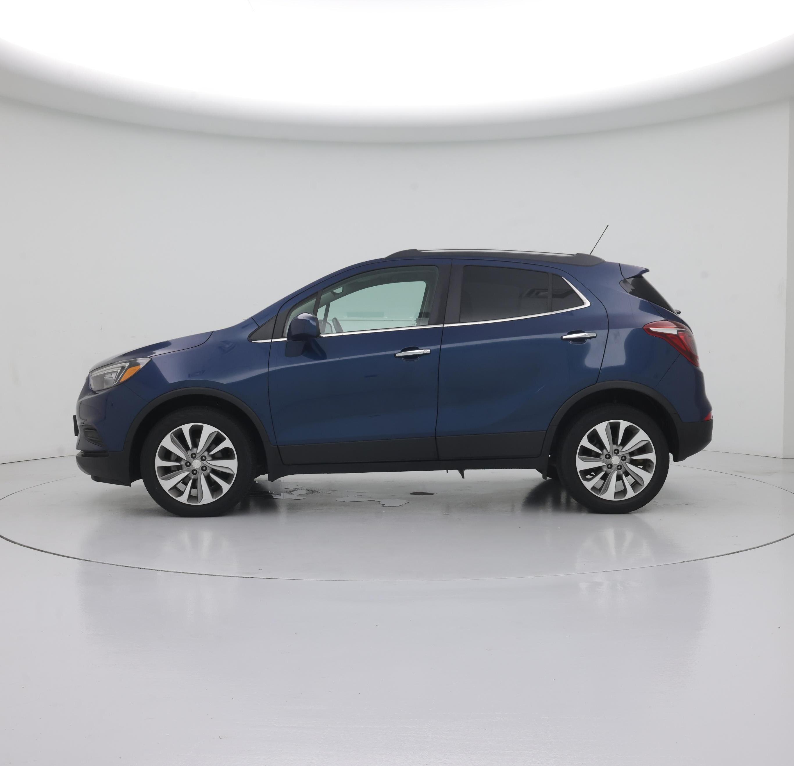 Thumbnail: 2020 Buick Encore - 3
