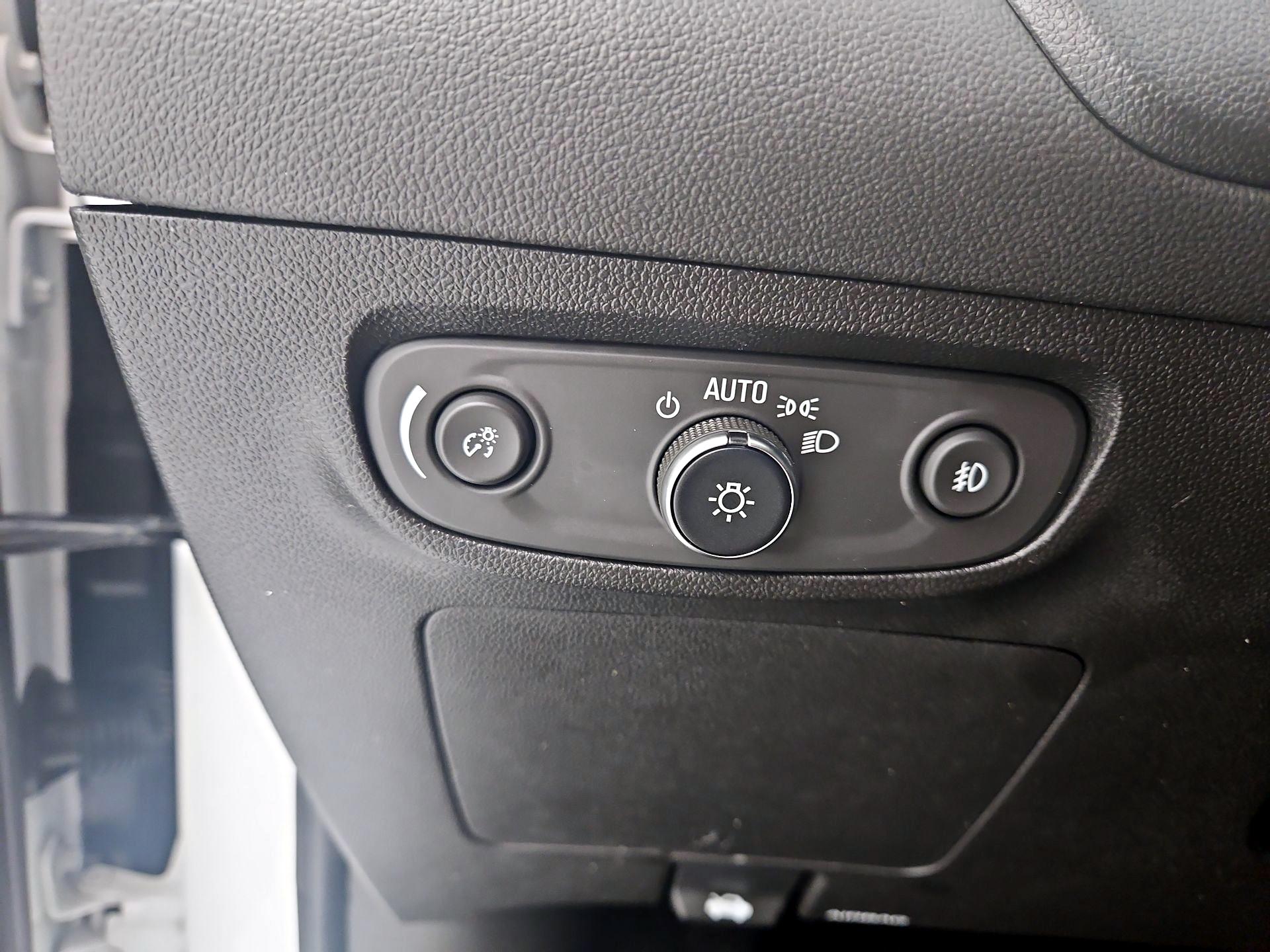 Thumbnail: 2022 Buick Encore GX - 13