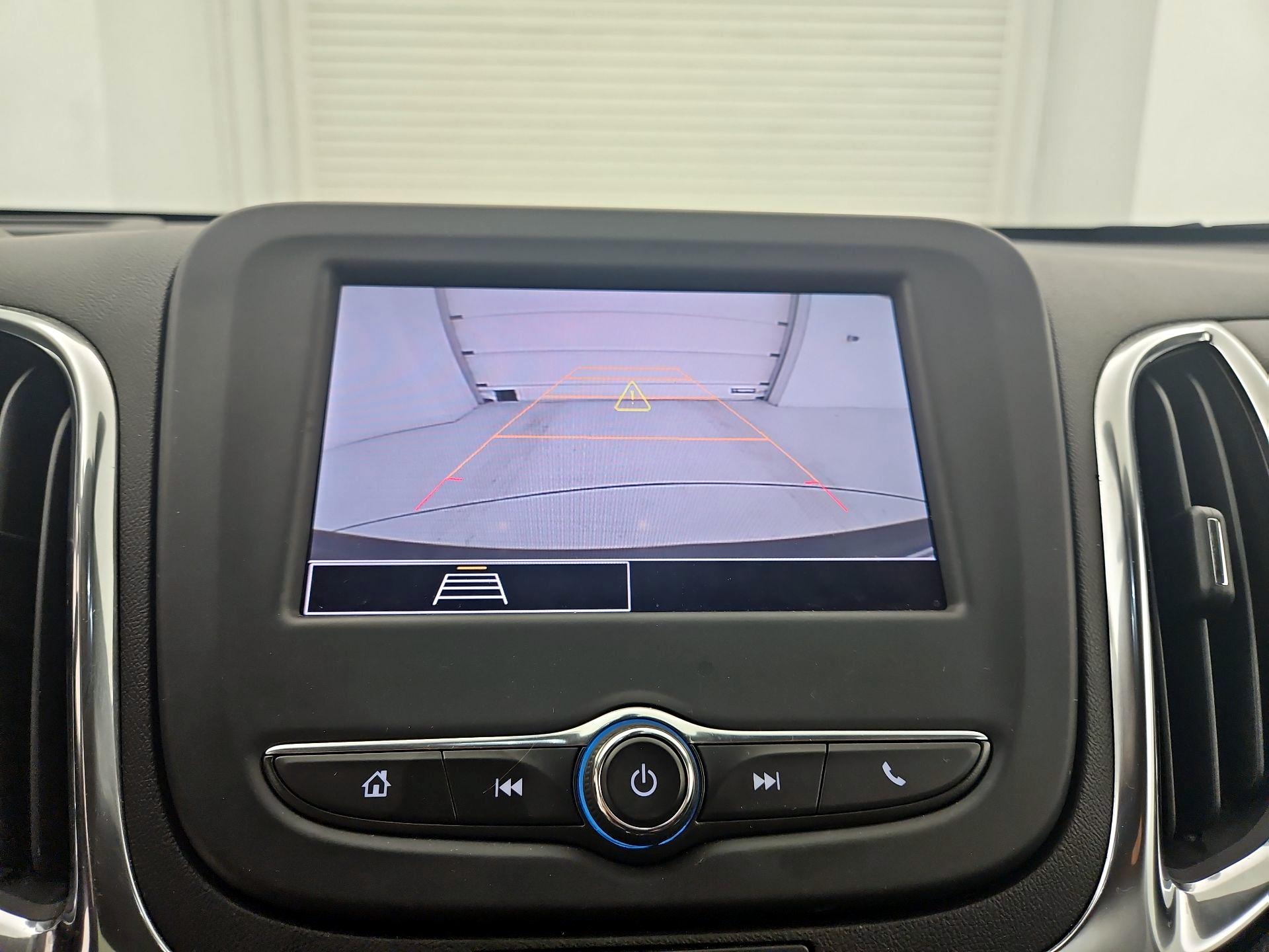 Thumbnail: 2022 Chevrolet Equinox - 14