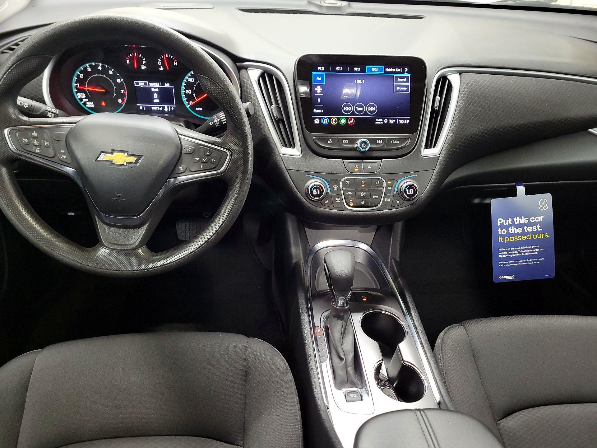 Thumbnail: 2024 Chevrolet Malibu - 9