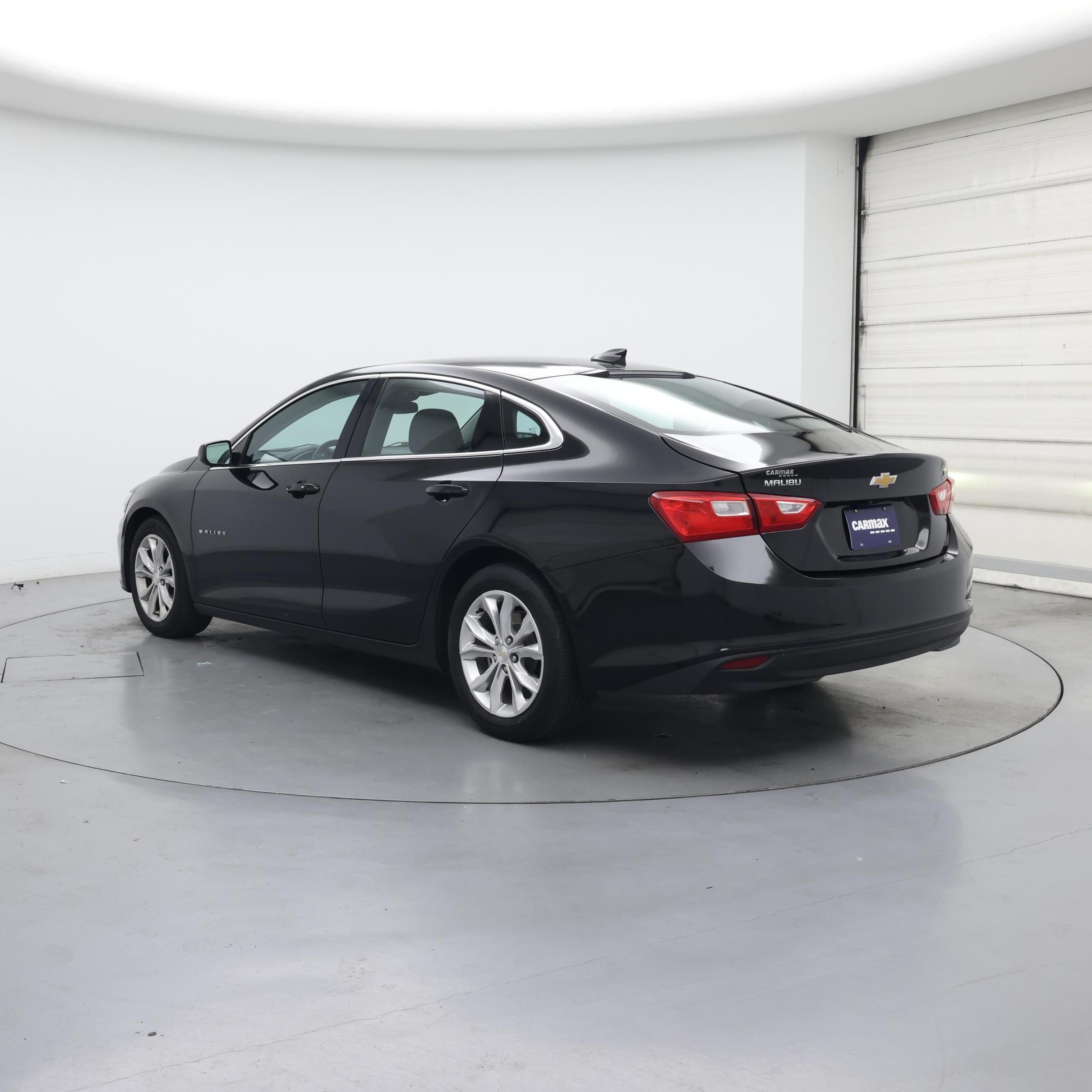 Thumbnail: 2023 Chevrolet Malibu - 2
