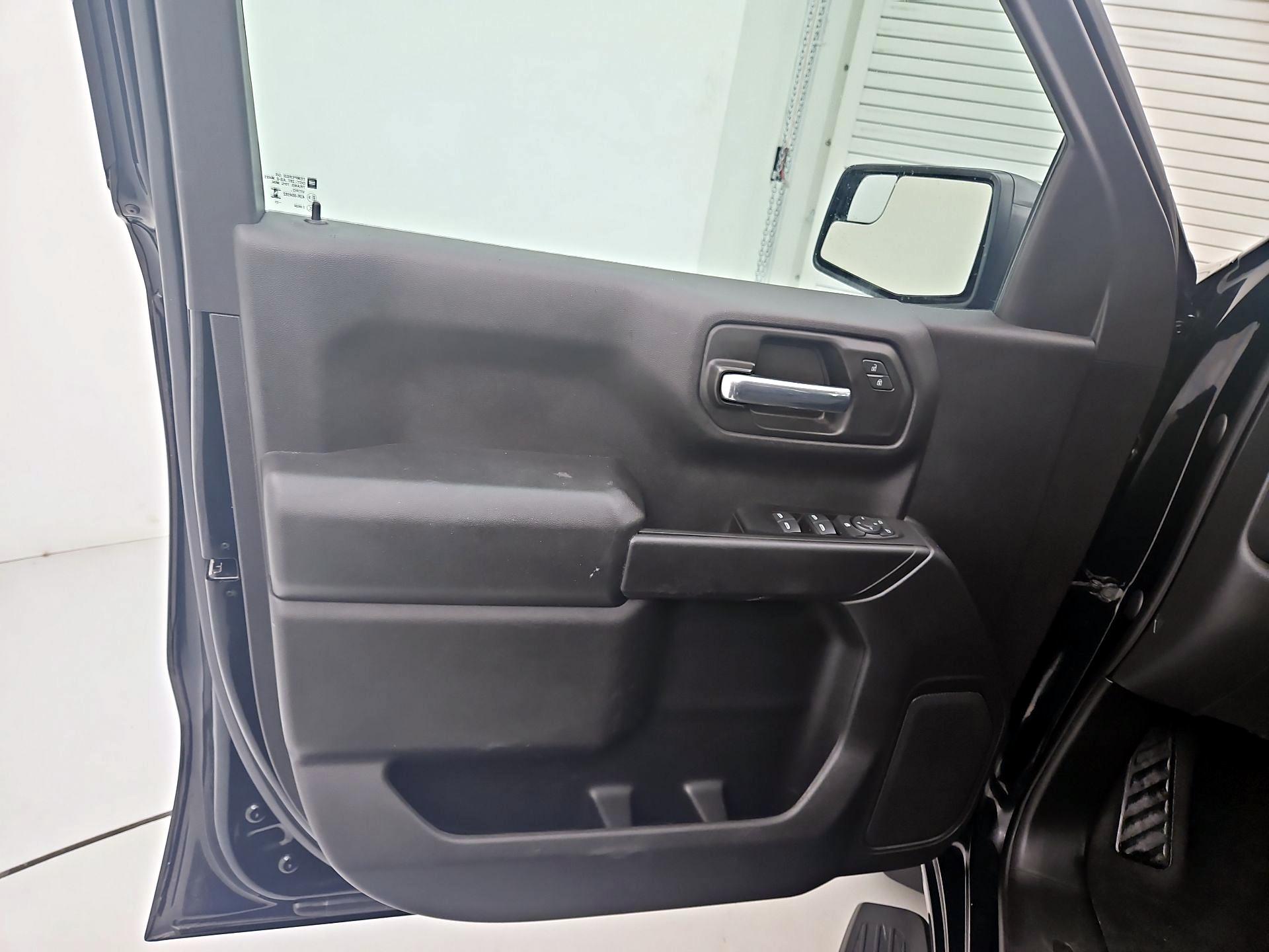 Thumbnail: 2023 Chevrolet Silverado 1500 - 12