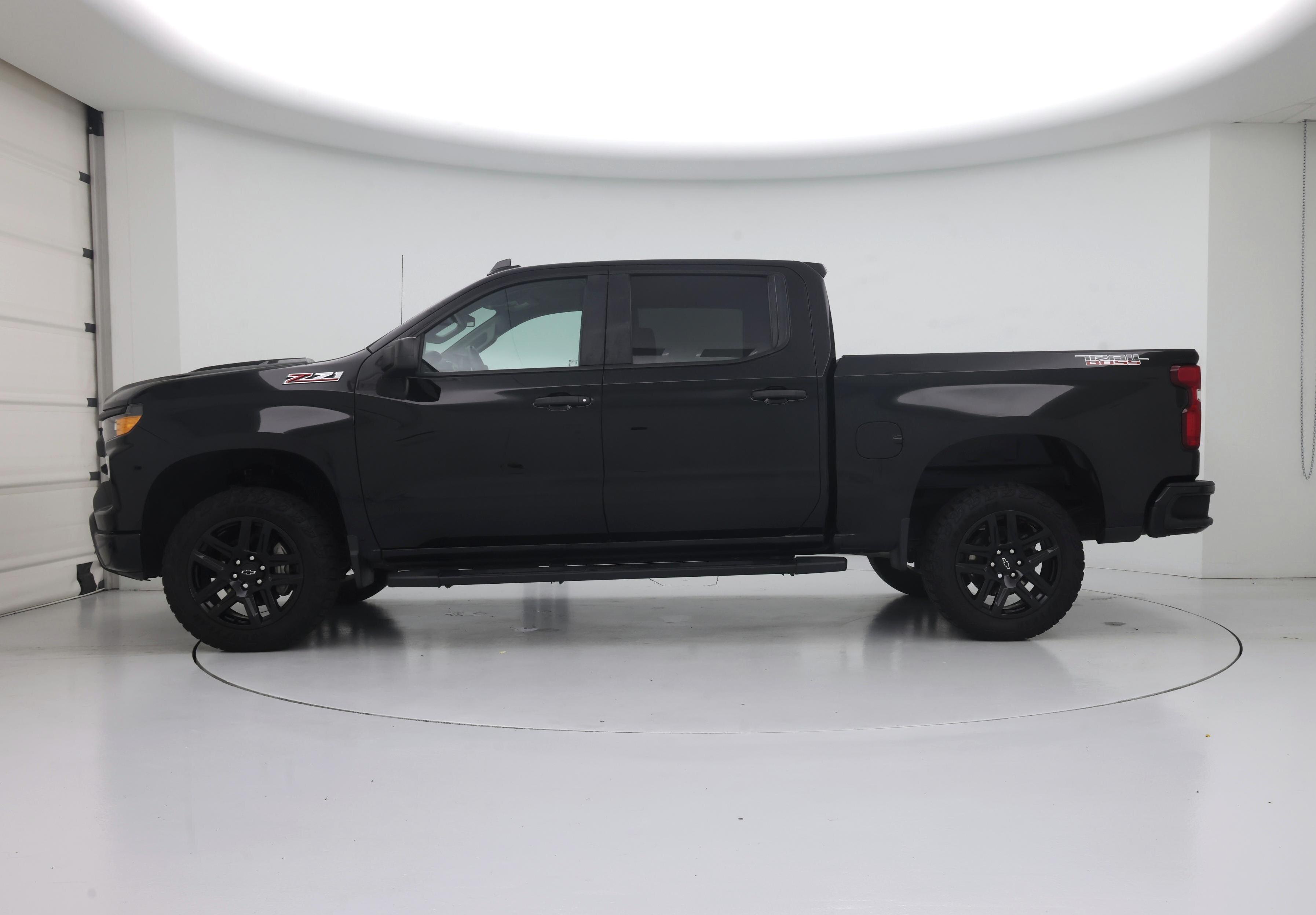 Thumbnail: 2023 Chevrolet Silverado 1500 - 3