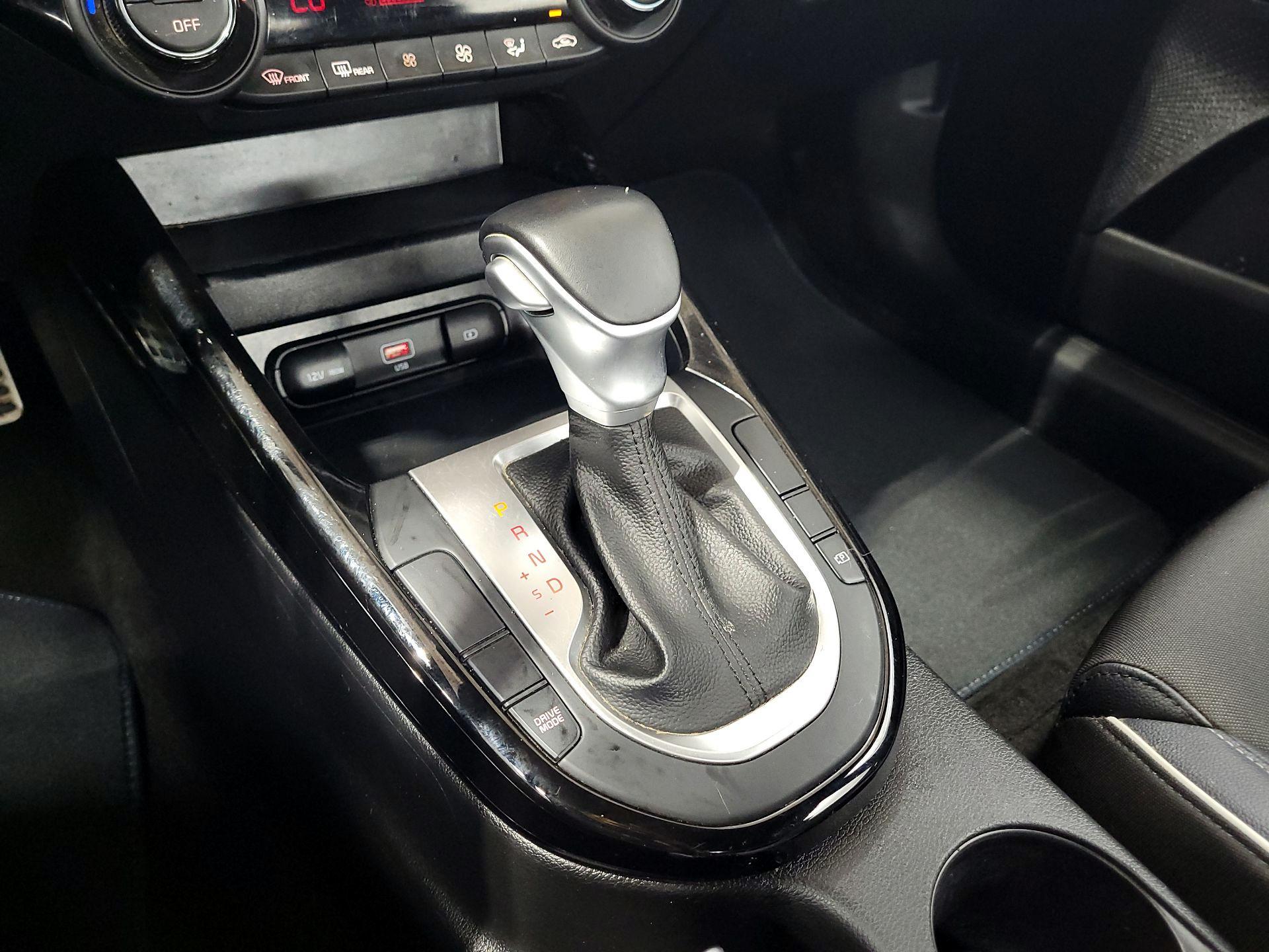 Thumbnail: 2023 Kia Forte - 17