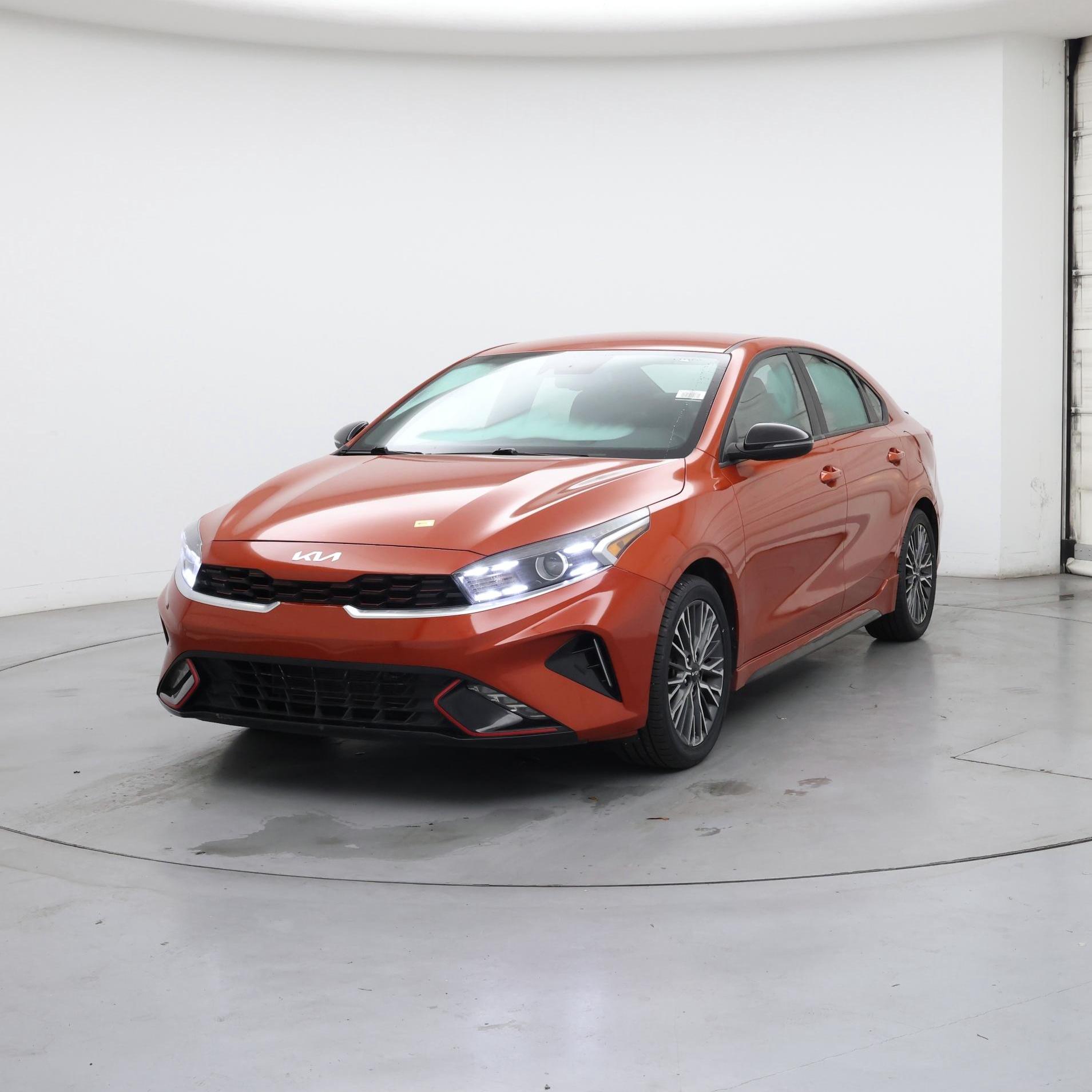 Thumbnail: 2023 Kia Forte - 4