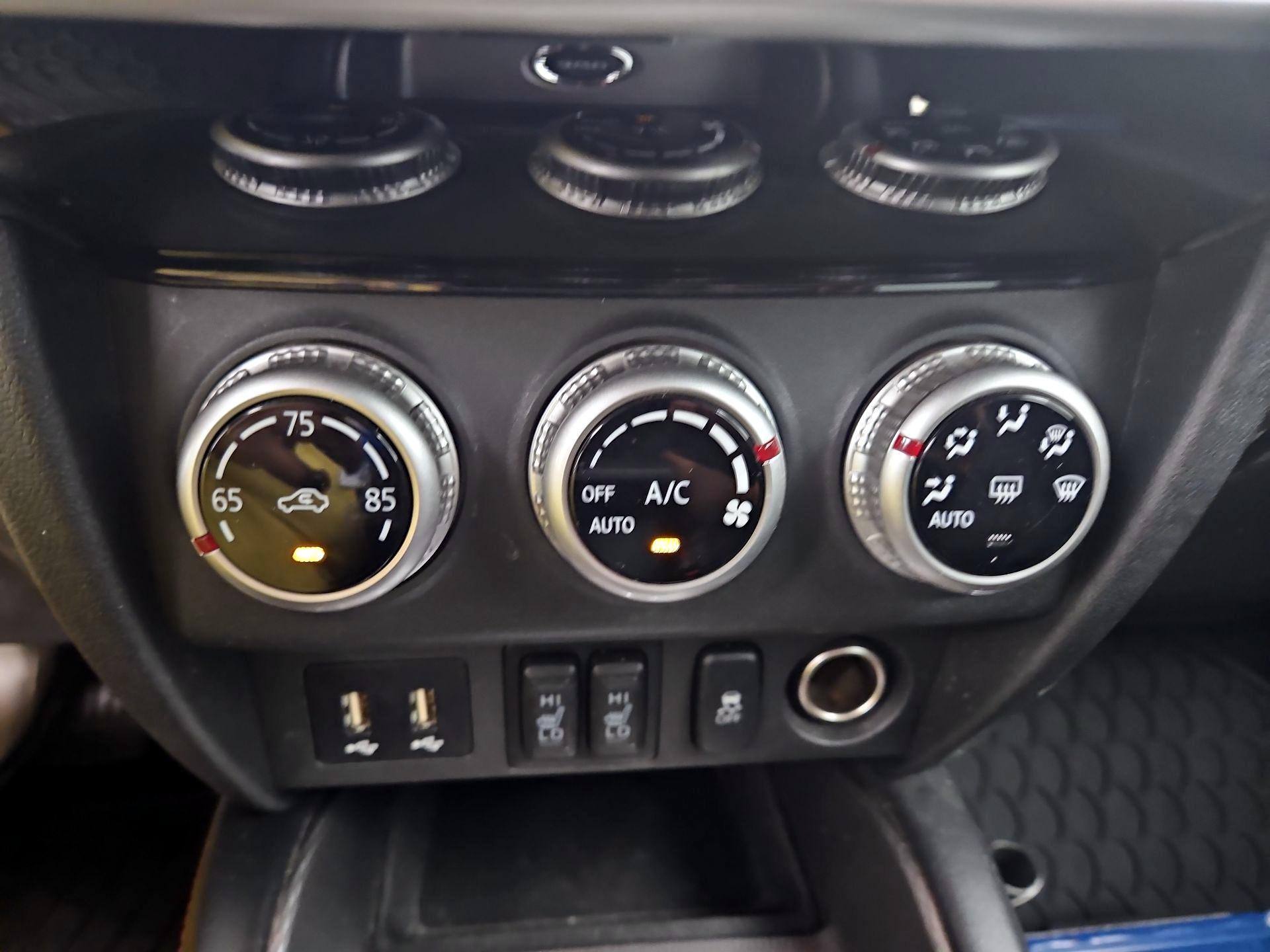 Thumbnail: 2023 Mitsubishi Outlander Sport - 17